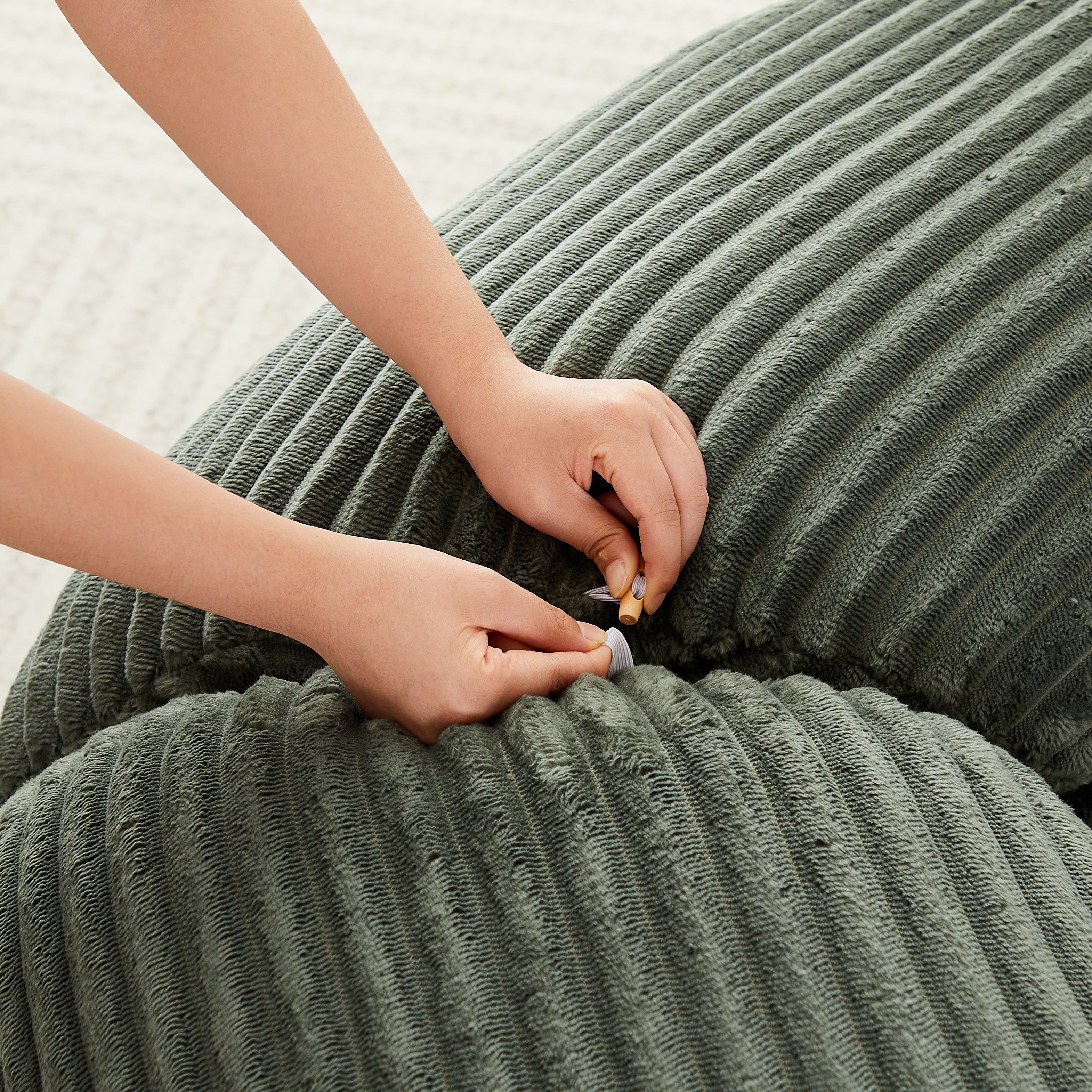 53-Inch Modern Cocooning Sensation Lounge Chair