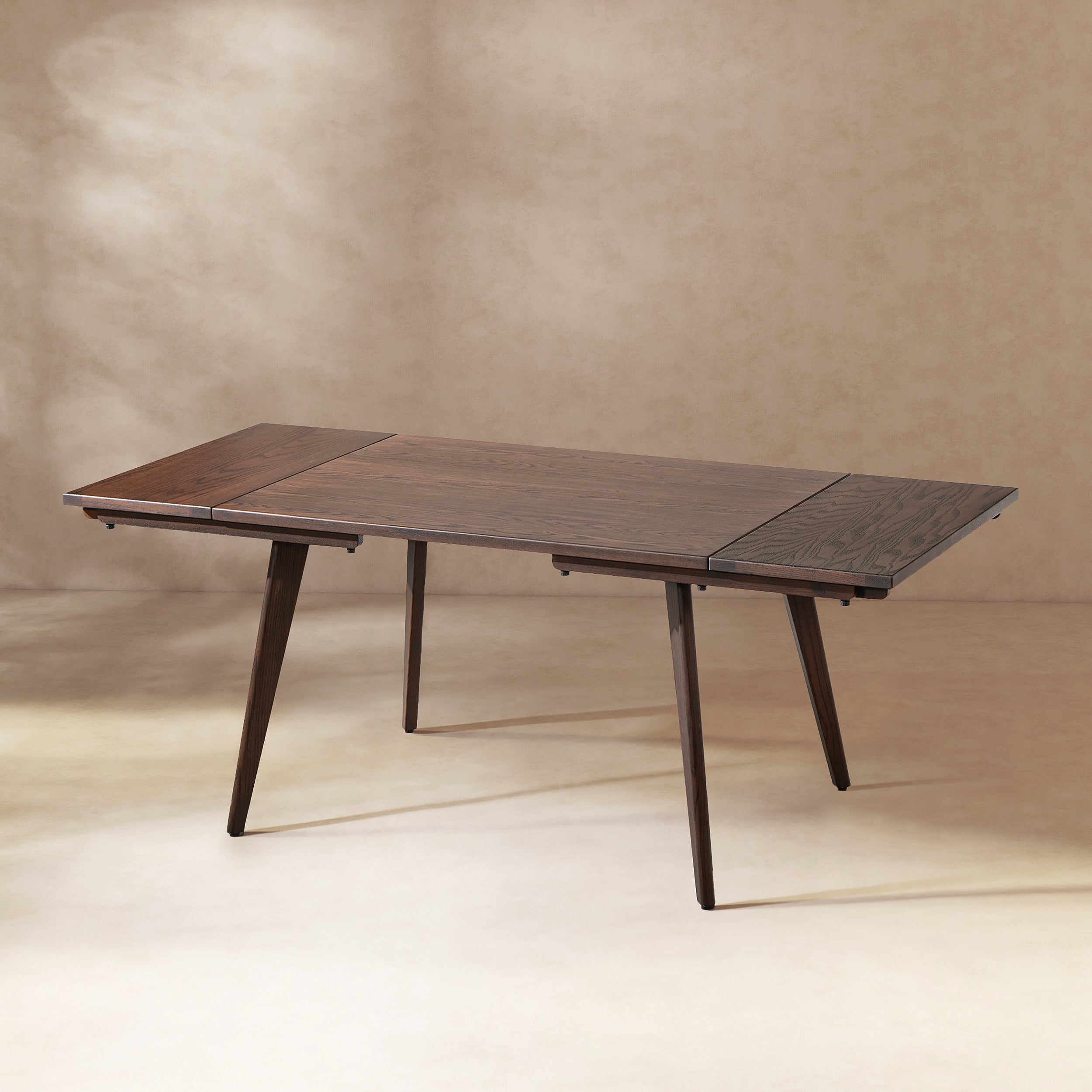Capri 47-78.5" Solid Dining Table