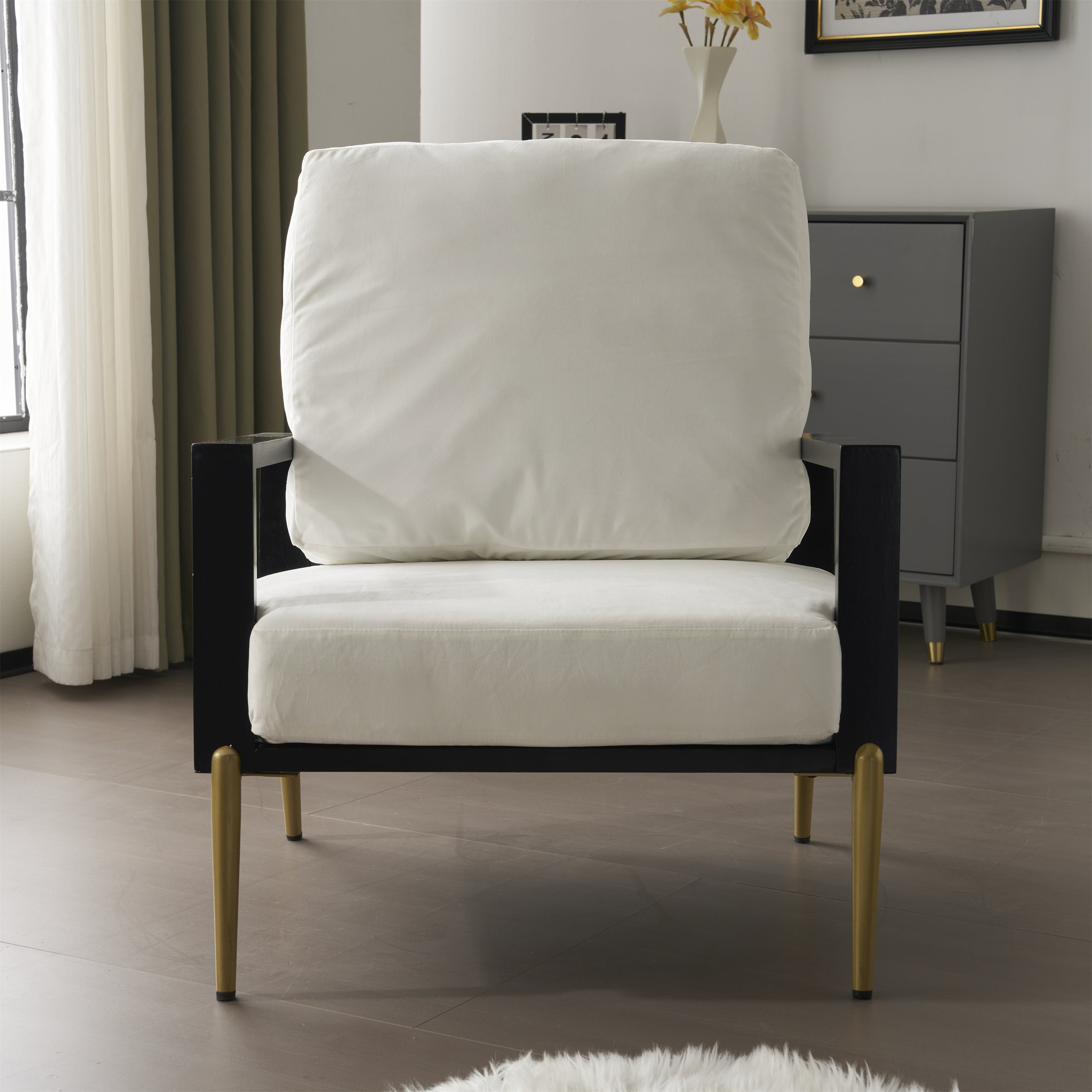 Upholstered Accent Chair: Velvet Lounge Arm Chair