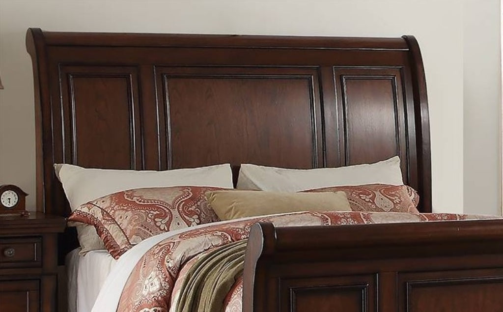 Traditional 3pc Set Est King Size Bed & Nightstands