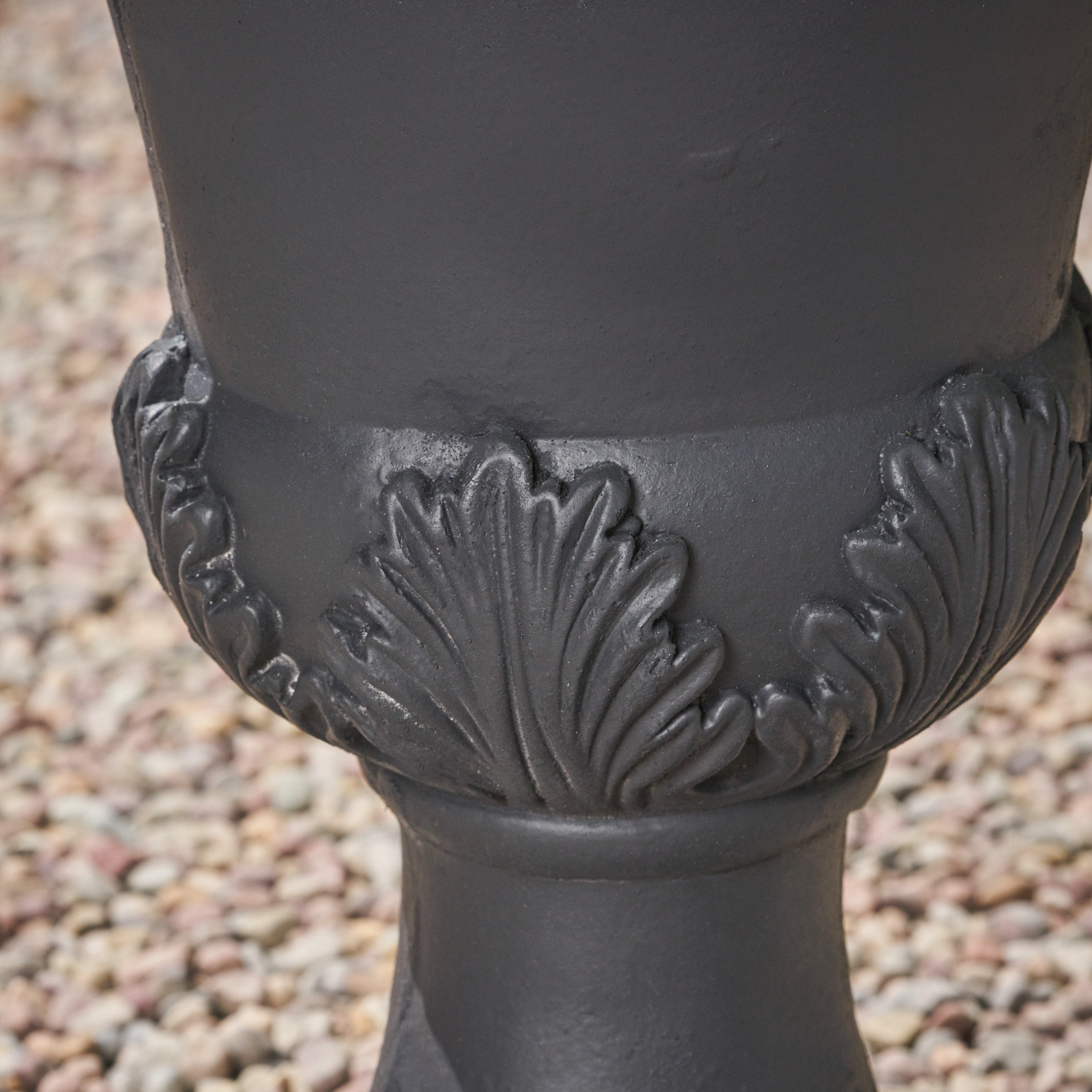 Delphine Urn