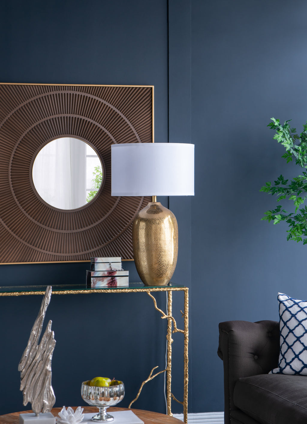 D18x31" Round Aluminum Sheet Table Lamp