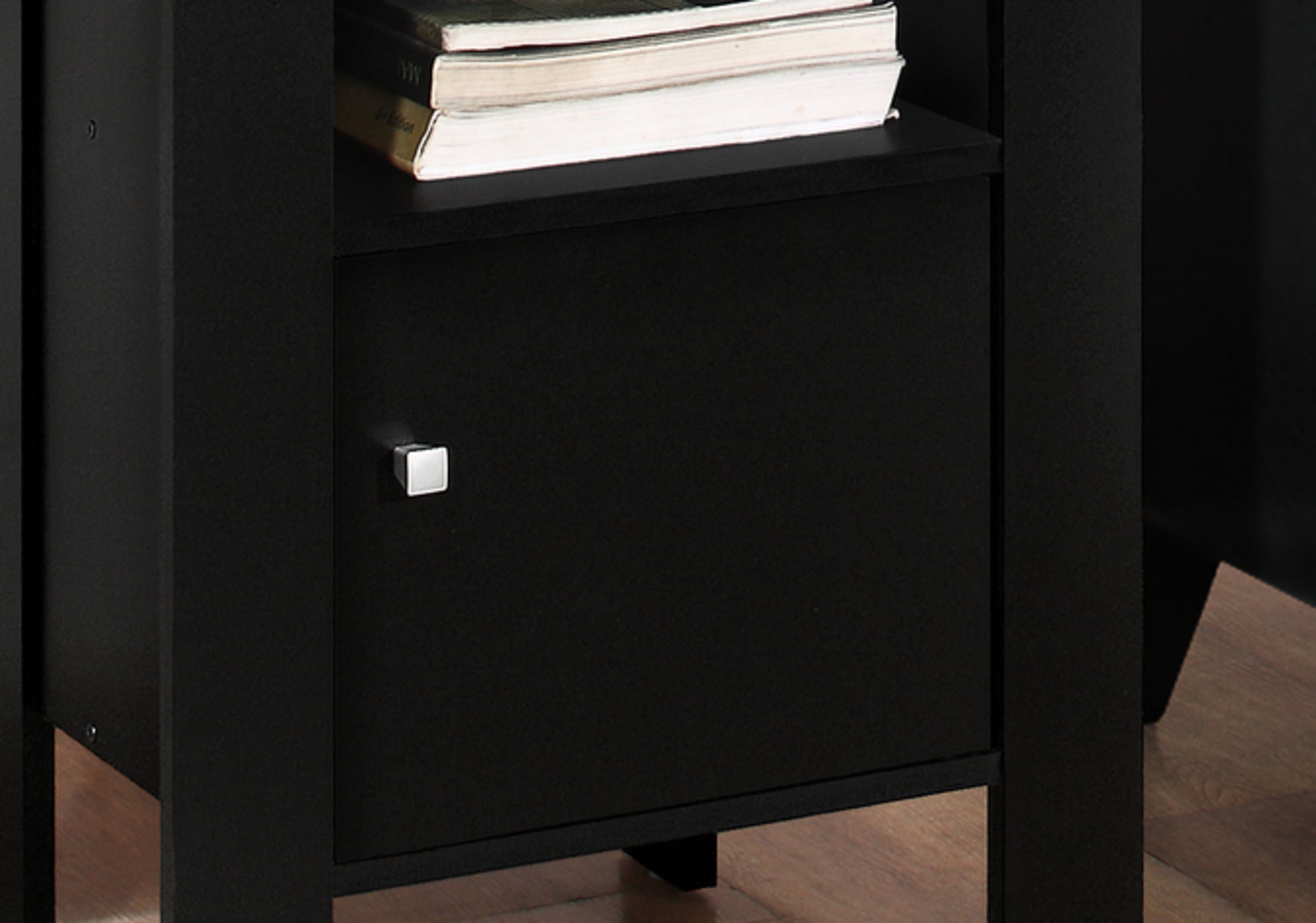 Accent Table