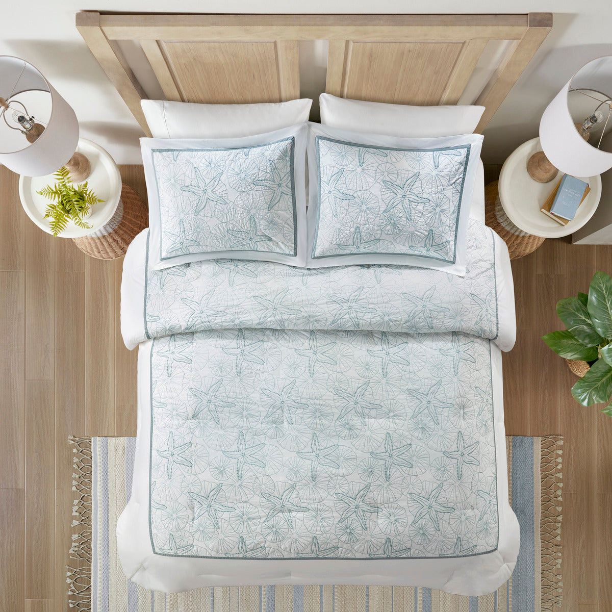 Bay Collection Comforter Set