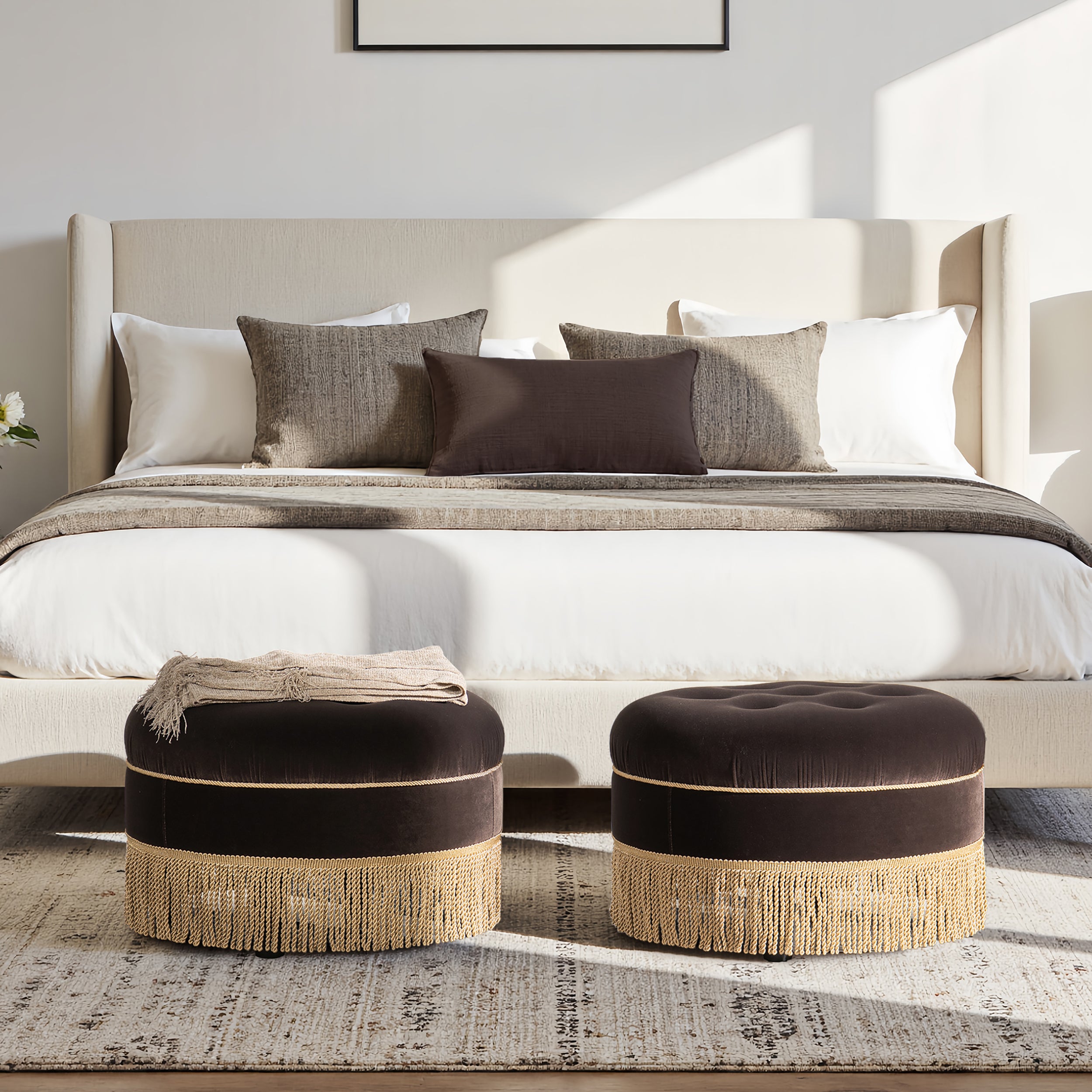 Yolanda 24" Round Upholstered Accent Ottoman Deep