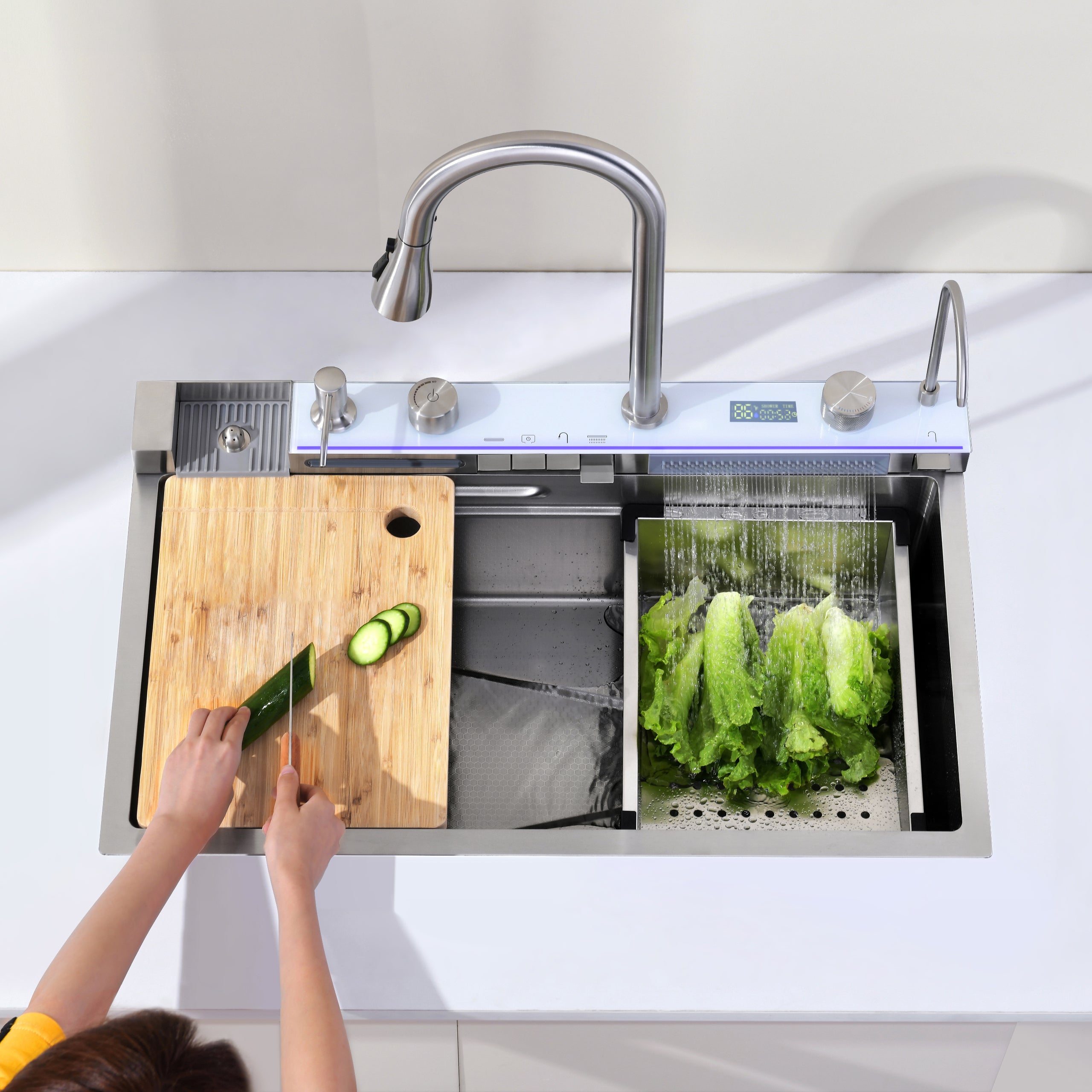Pull-Out Faucet Vegetable Sink