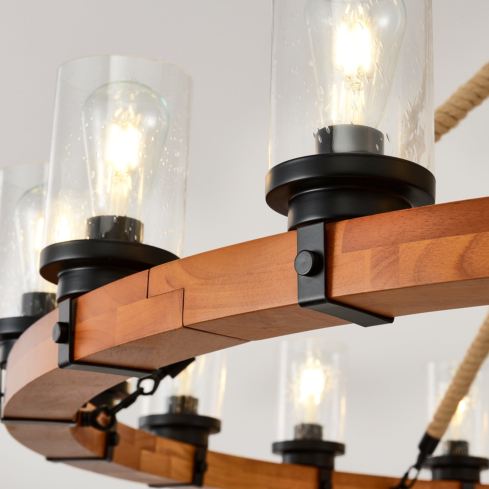 18-Light Rustic Wagon Wheel Chandelier