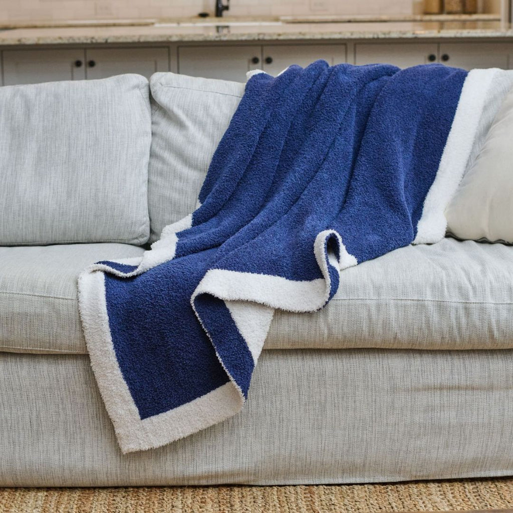Cozy Stretch Throw Blanket