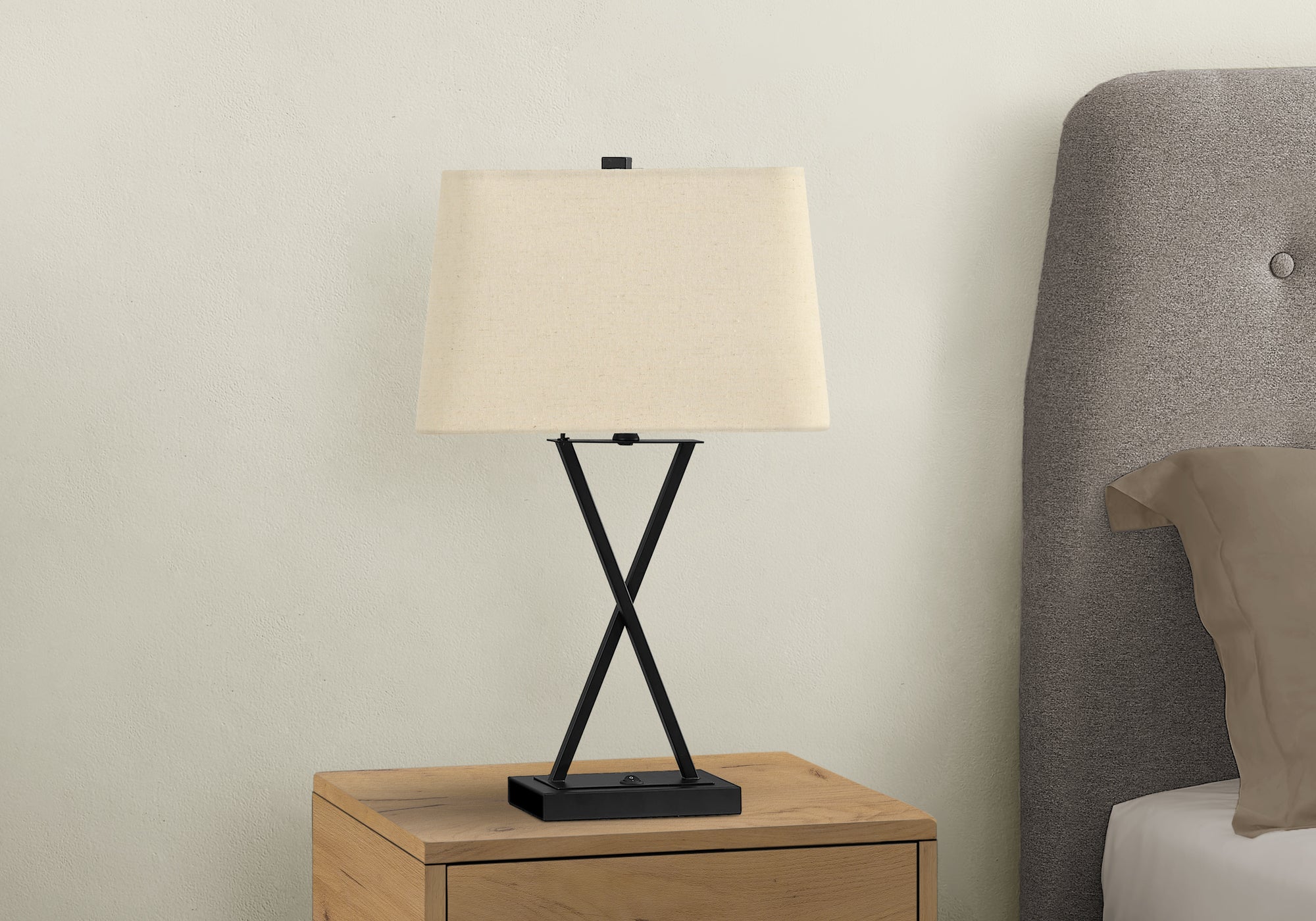 25"h Table Lamp with USB Port