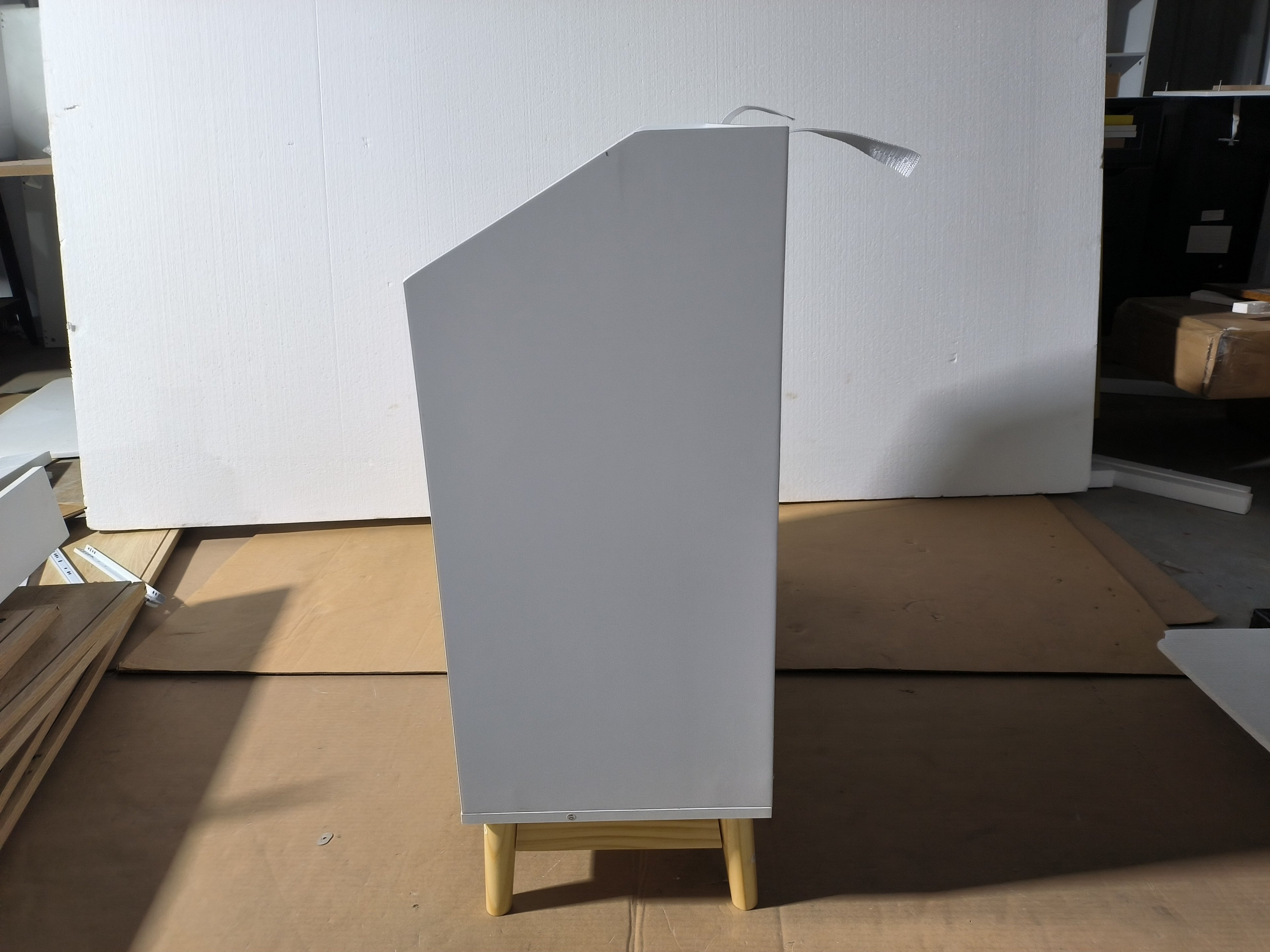 Toddler Book Display Shelf with Storage