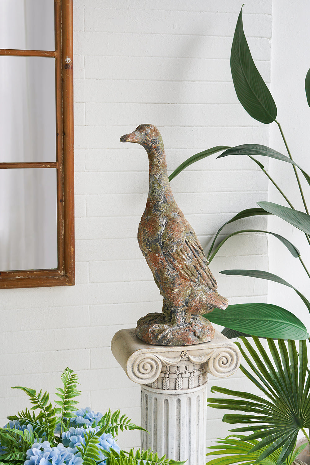 Farmhouse Duck Figurine, 12 x 8.3 x 23 Inches, Magnesium Oxide