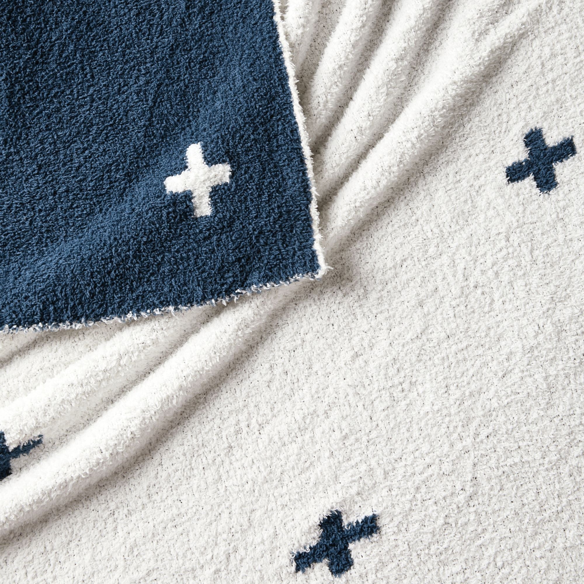 Cozy Stretch Throw Blanket