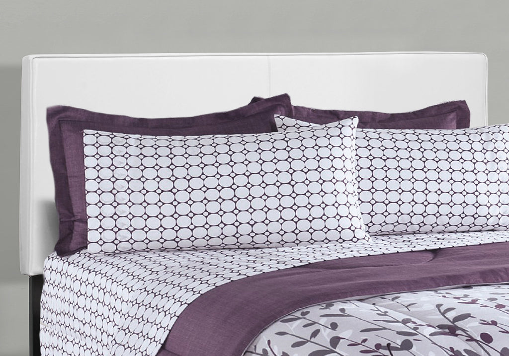 Queen Size Upholstered Bed