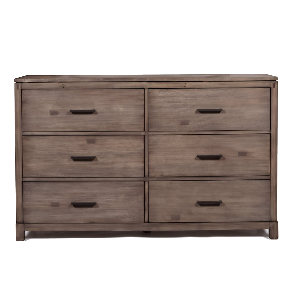 Traditional Style Dresser