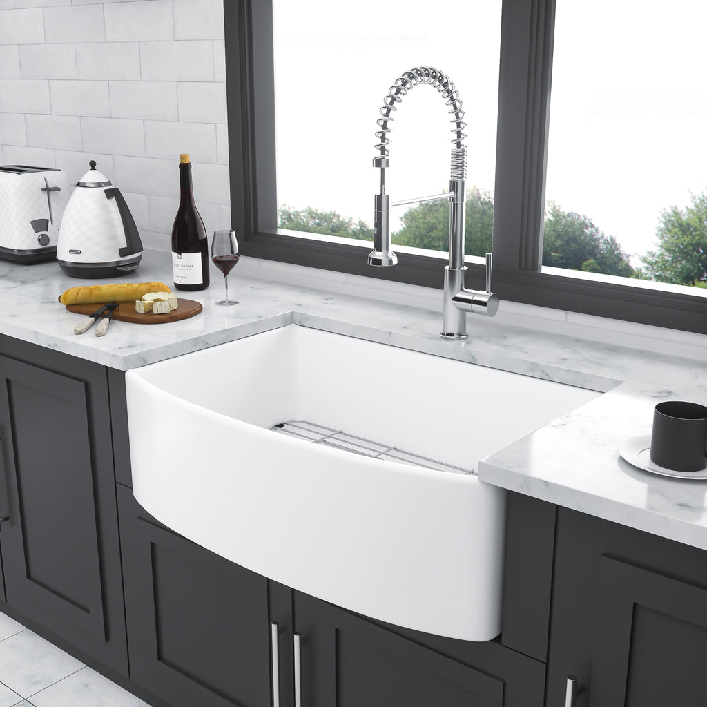 White Farmhouse Sink - 33 x 19 x 10 Inch