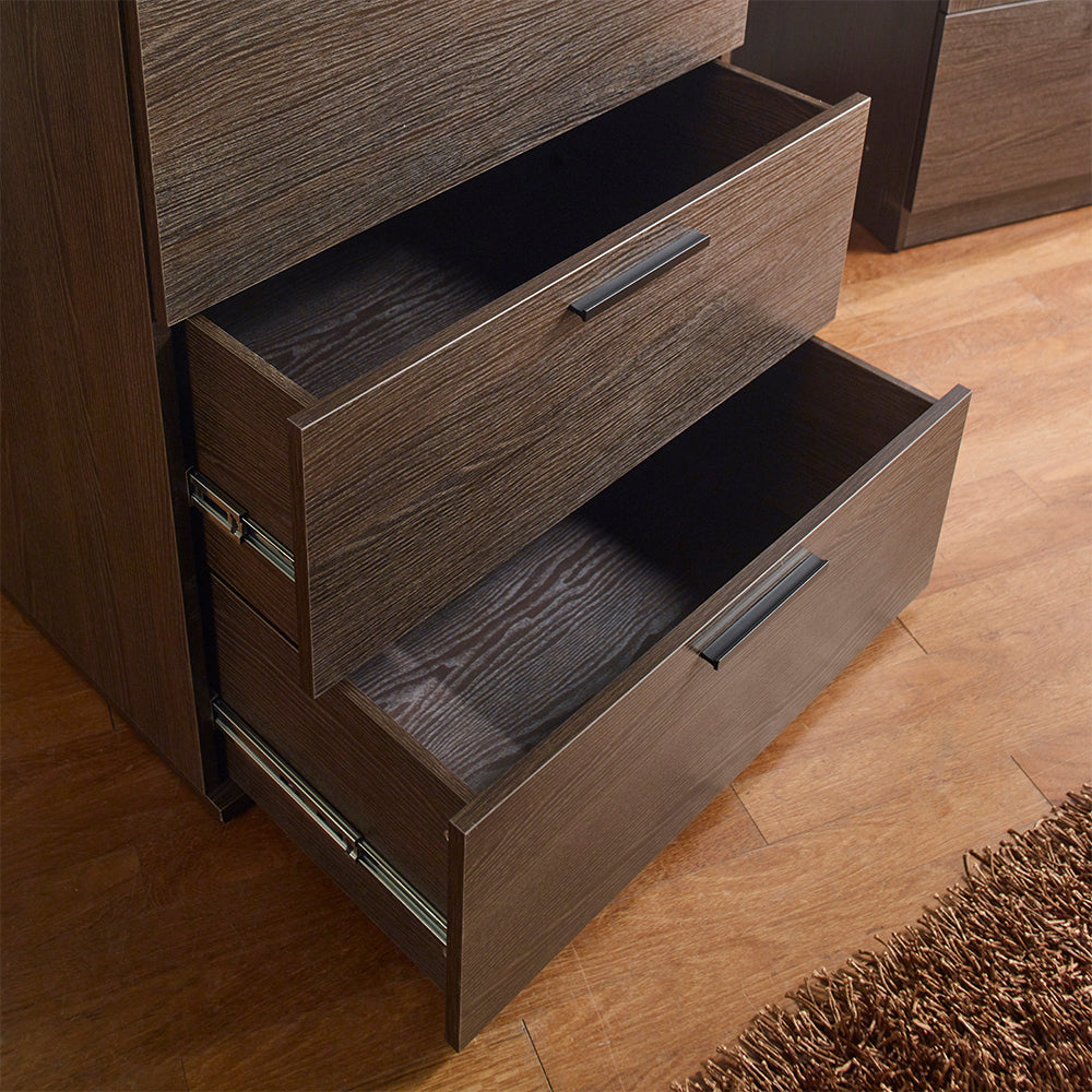 Oliver Farmhouse Four-Drawer Jumbo Chest