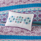 Full/Queen Reversible Quilt Set with Throw Pillows