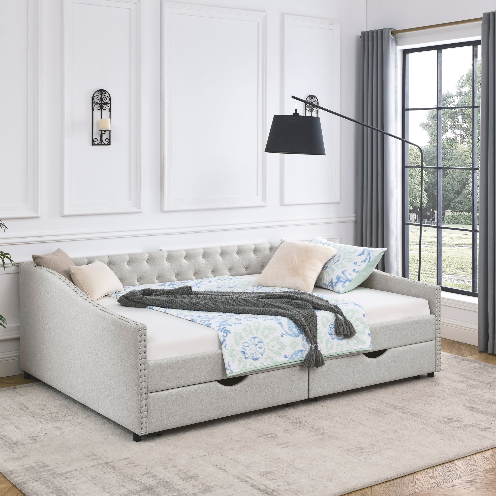 Queen Size Upholstered Daybed with Drawers