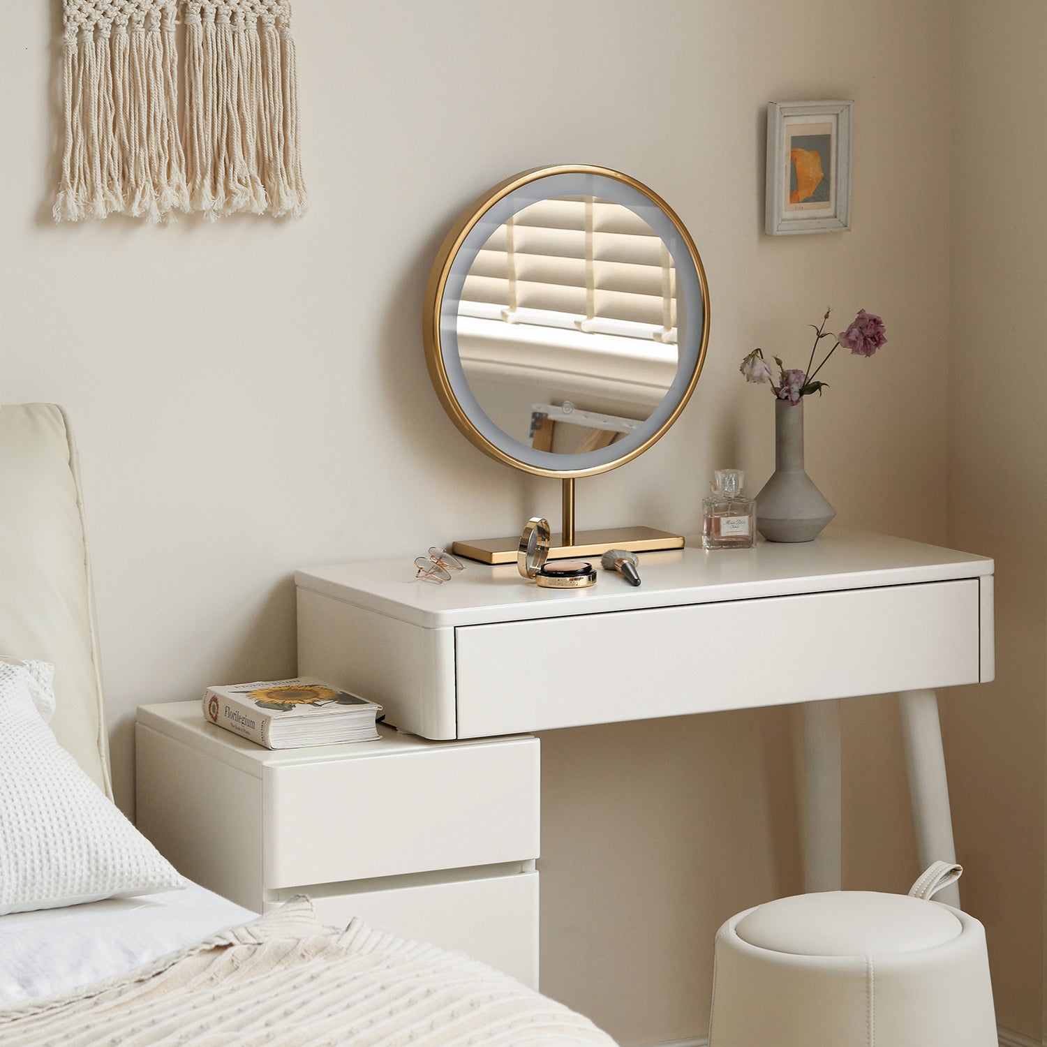 Solid Liriodendron Dresser Table with Stool