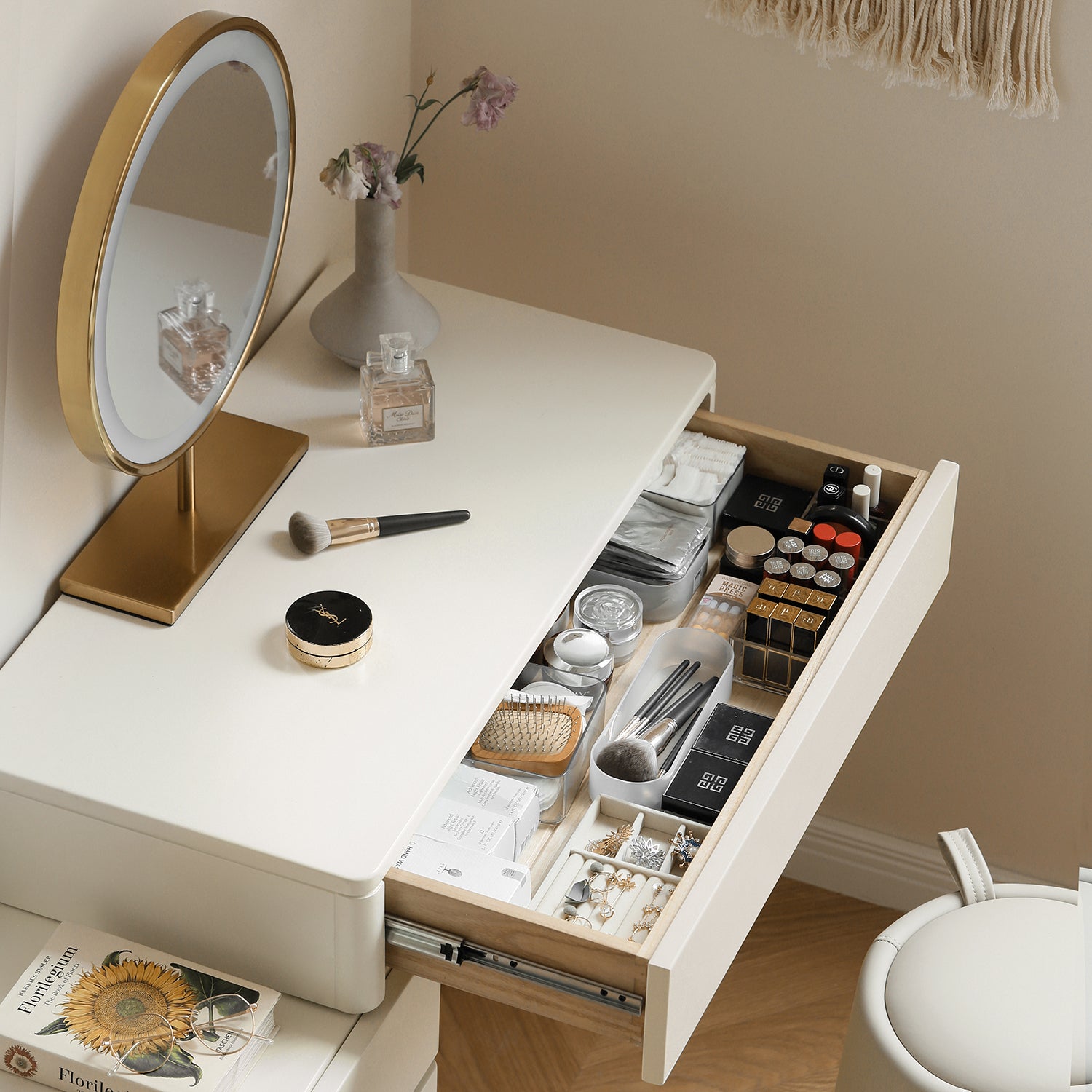 Solid Liriodendron Dresser Table with Stool
