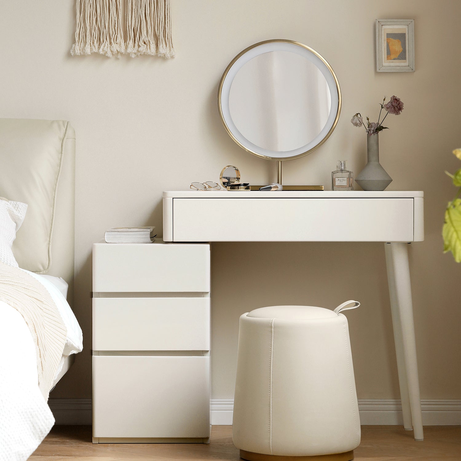 Solid Liriodendron Dresser Table with Stool