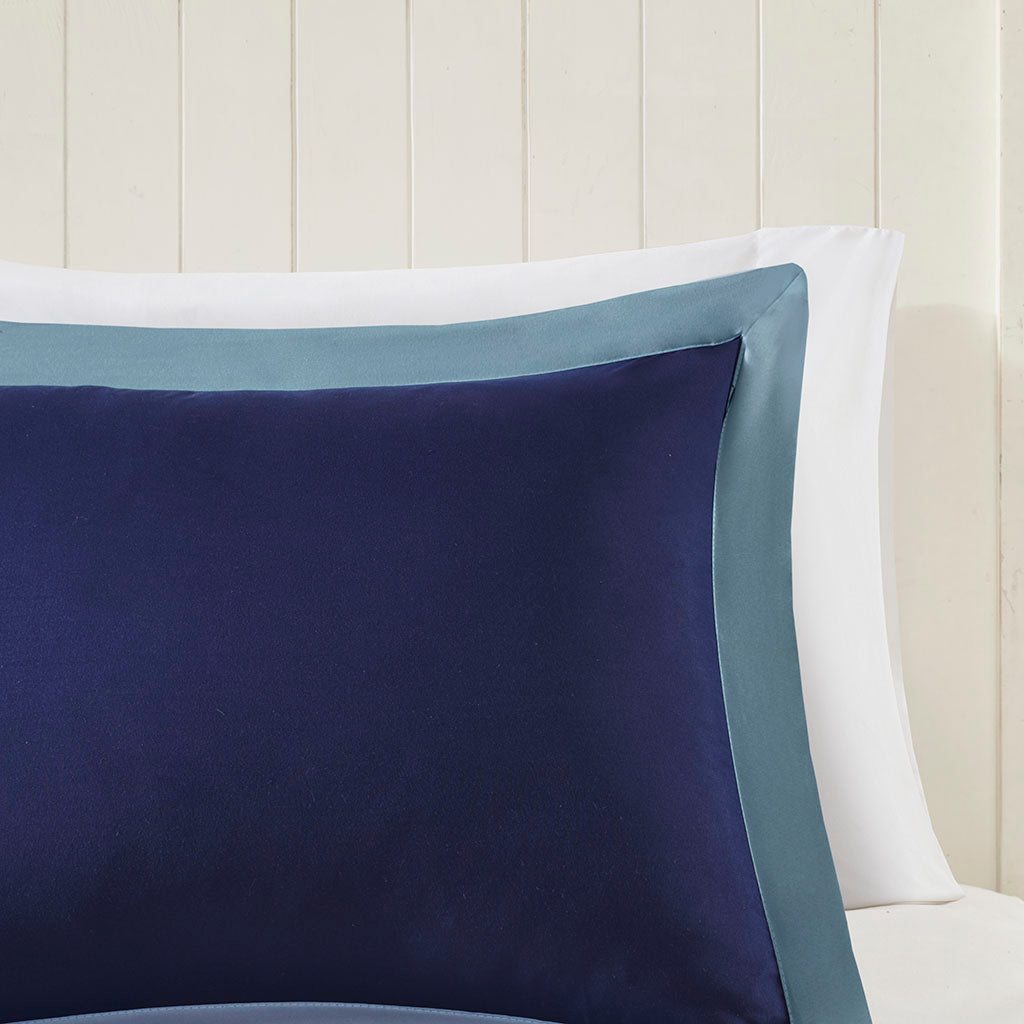 King 3M Scotchgard Diamond Quilting Reversible Down Alternative Comforter Set