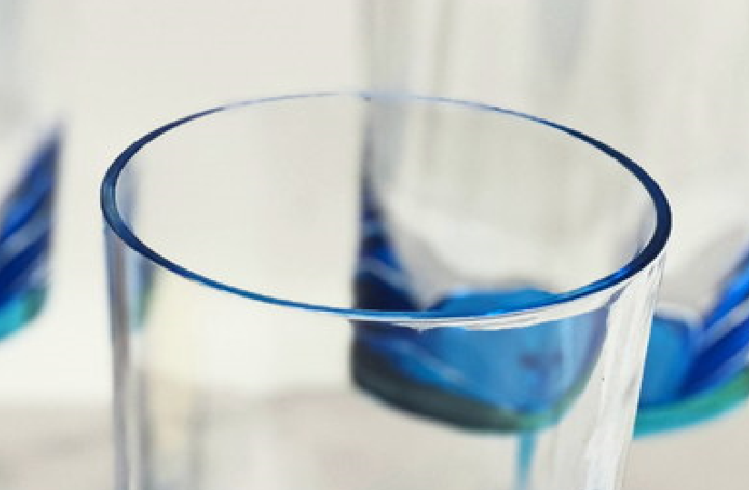 Oval Halo Plastic Wine Glasses Set of 4