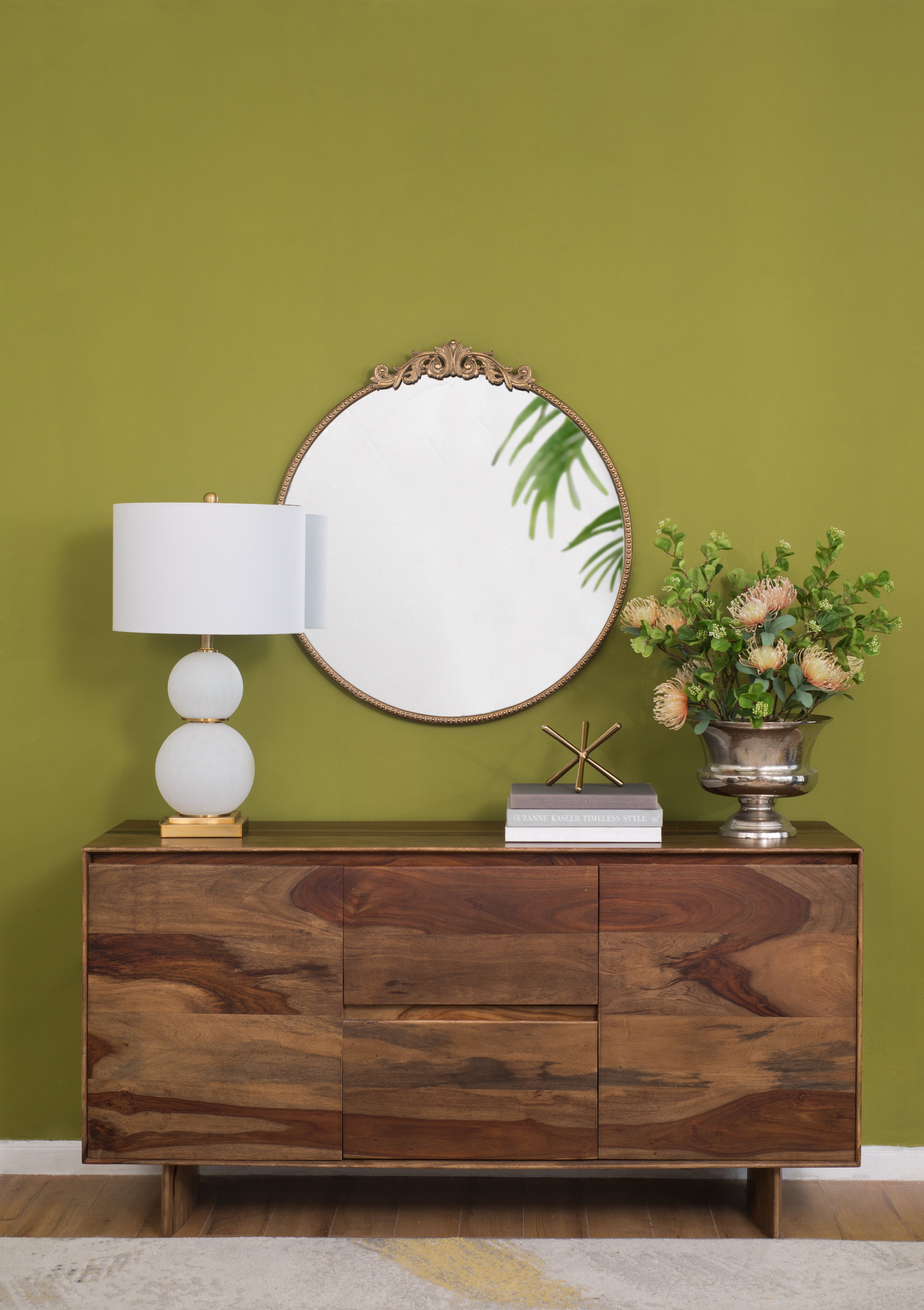 30" x 32" Round Mirror
