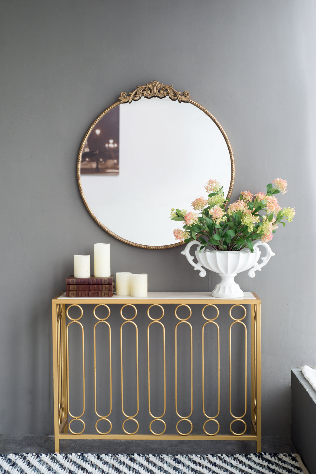 30" x 32" Round Mirror
