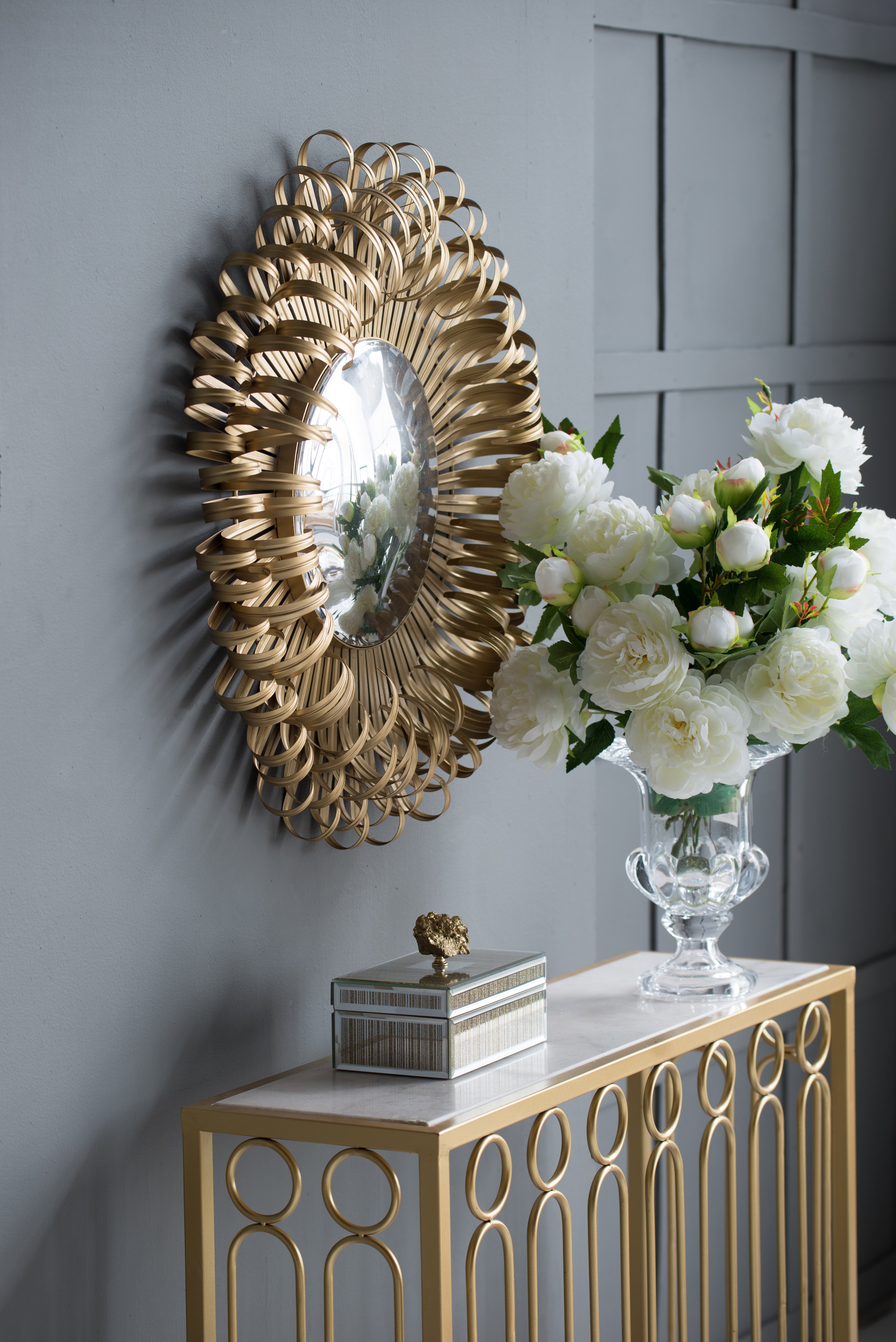27" Sunburst Design Wall Mirror Decorative Golden Finish