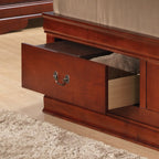 Charming Full Bed In Rich Cherry Finish