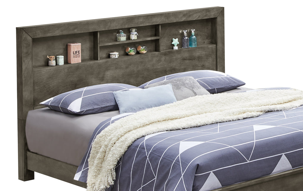 Transitional King-Sized Bed
