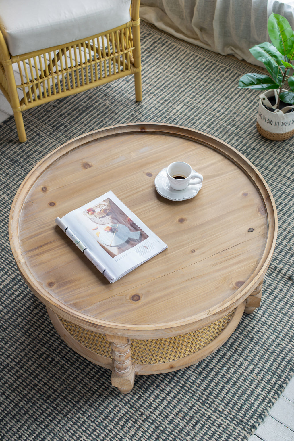 Round 2-Tiered Side Table