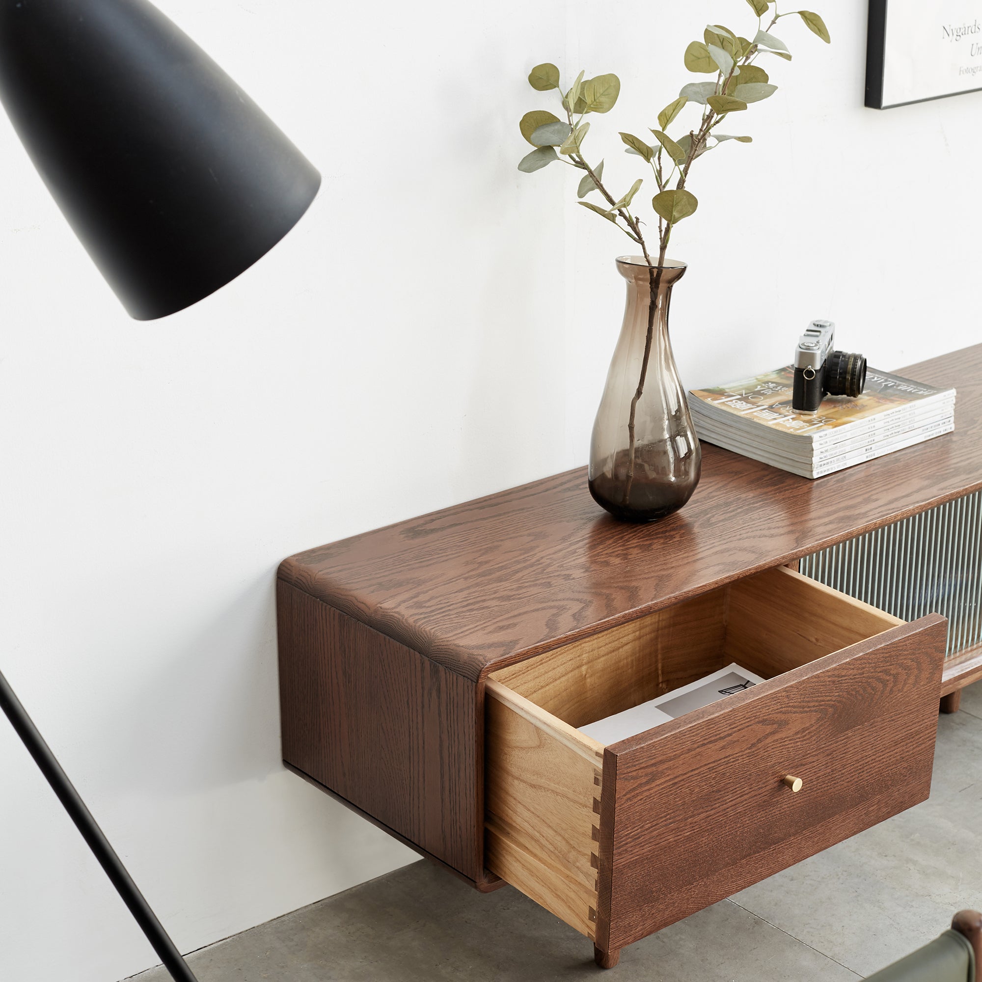 Walnut Color North America A Grade Solid TV Cabinet