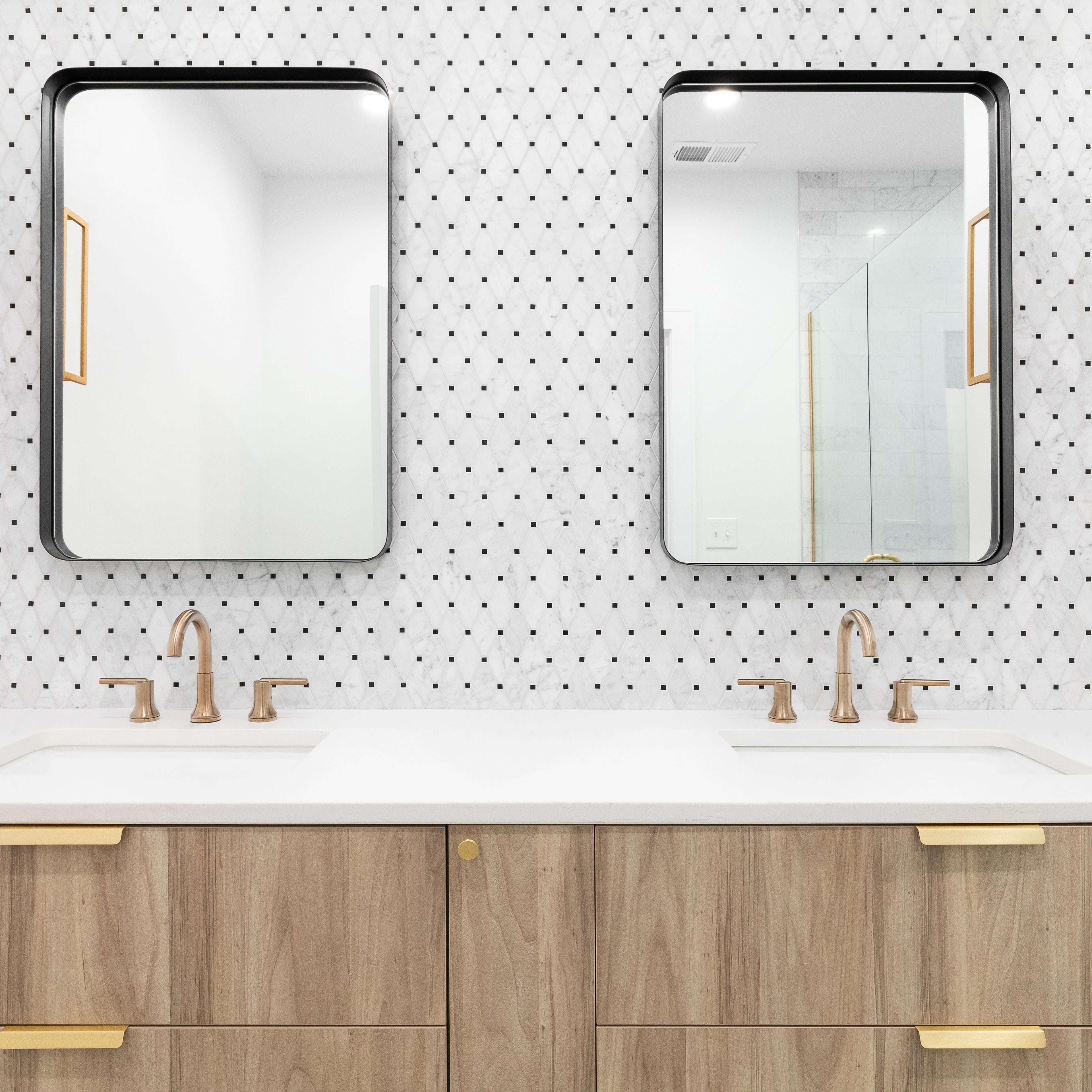 Wall Mirror 24x36 Inch