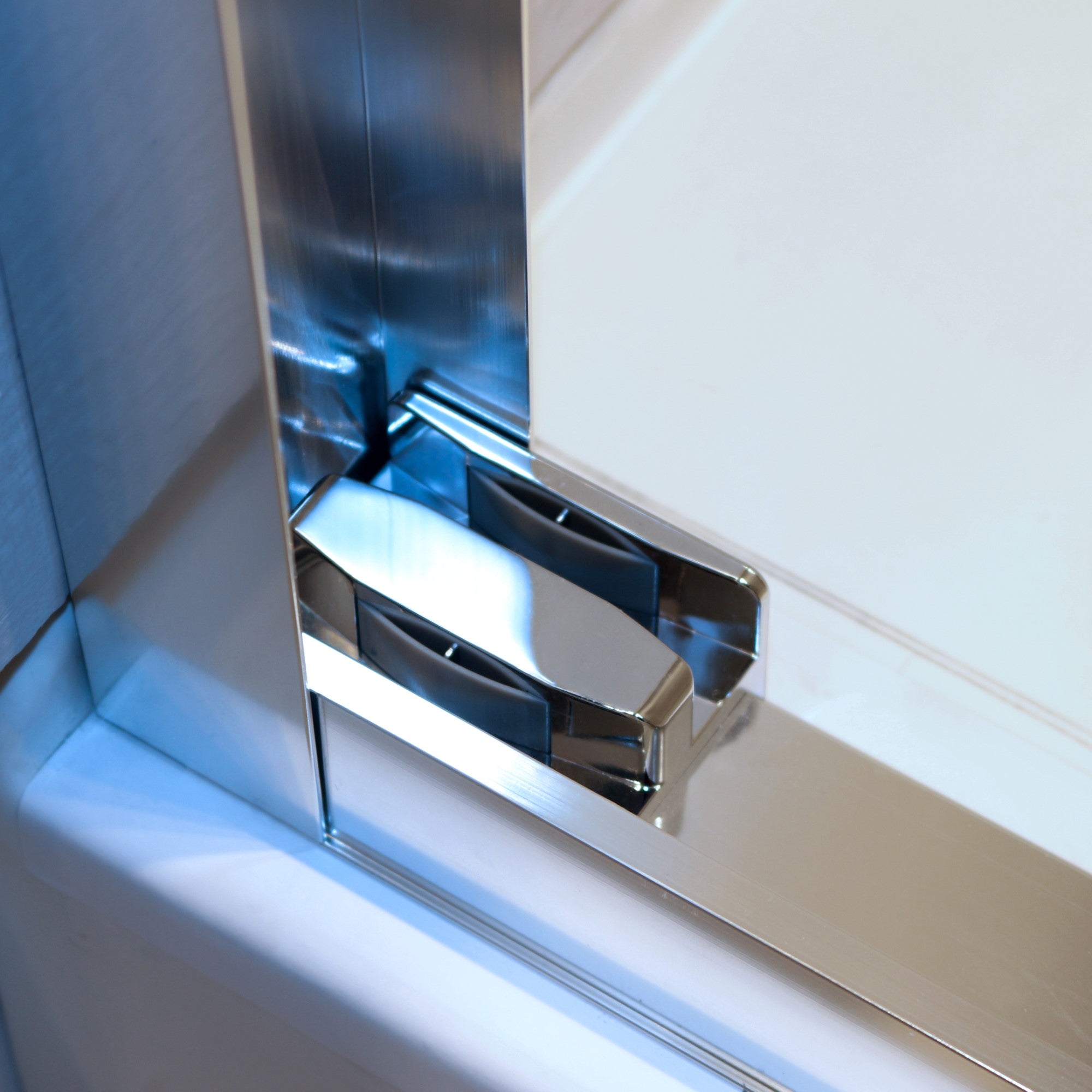 56-60"W x 60"H Double Sliding Tub Shower Door