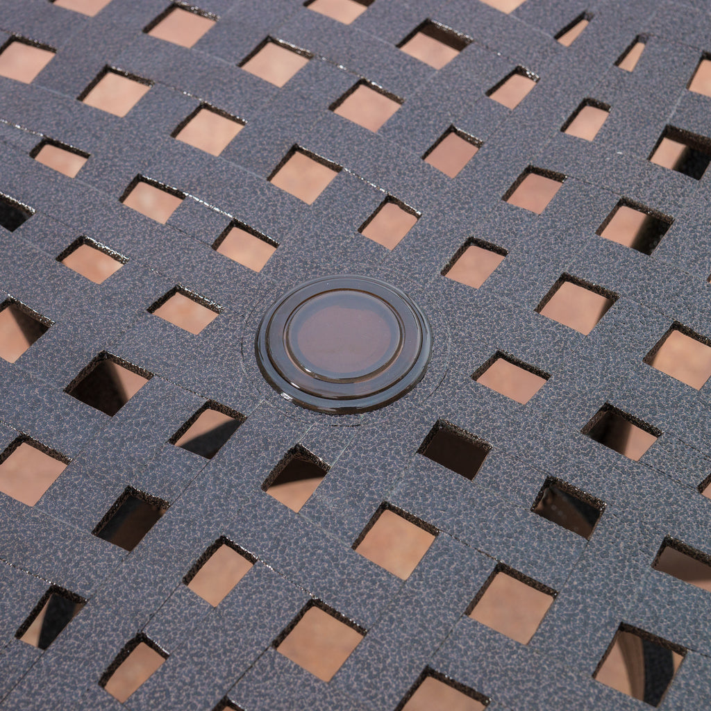 Phoenix 48in Round Table