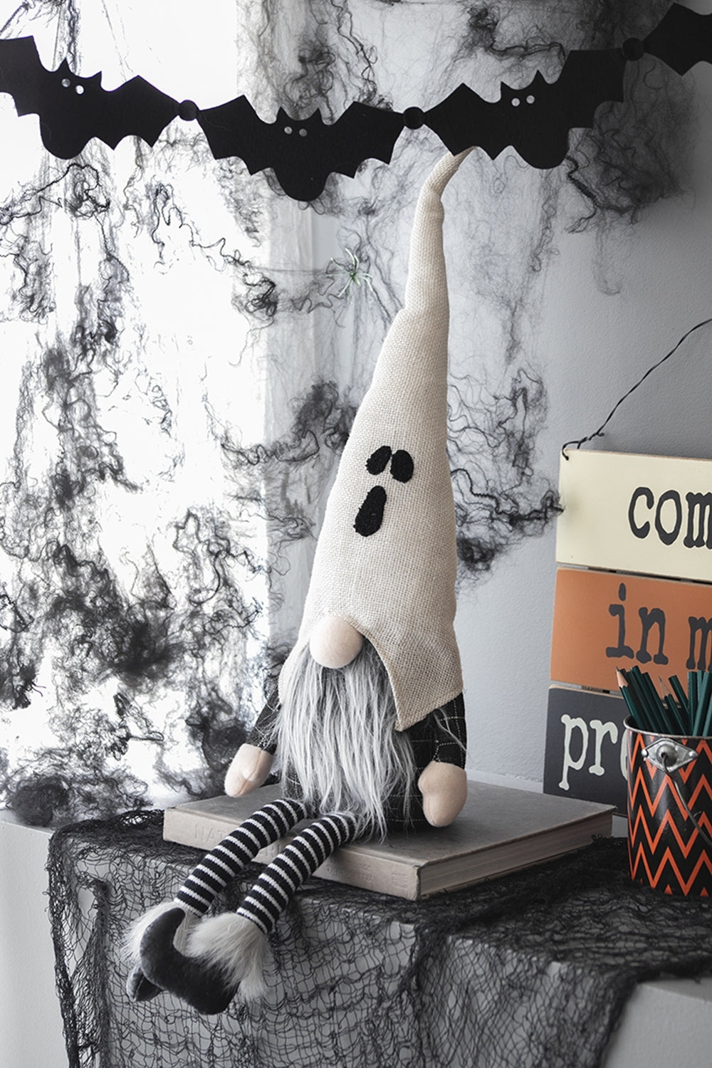 Grand Ghost Gnome With Striped Limbs