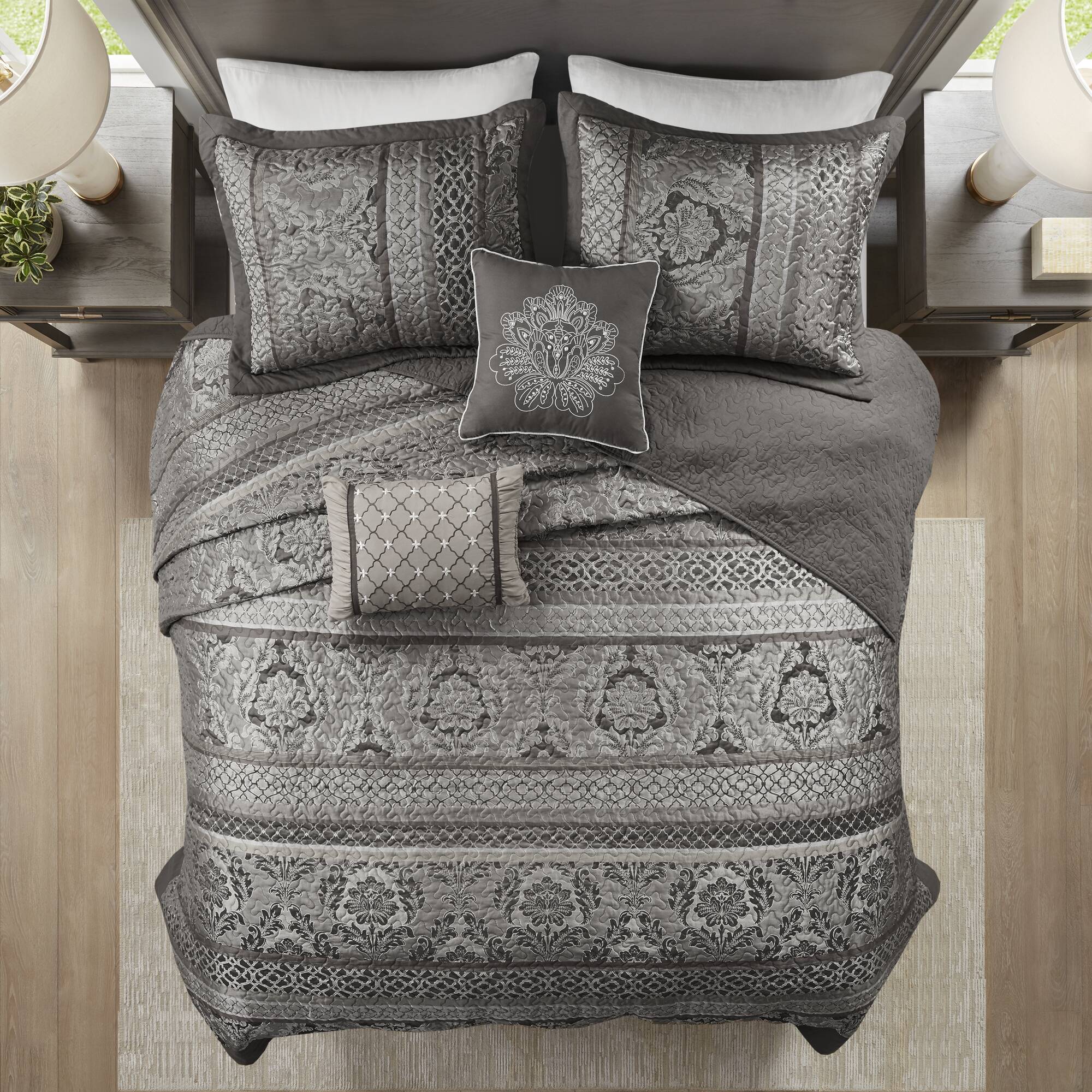 5-Piece Queen Reversible Jacquard Bedspread Set