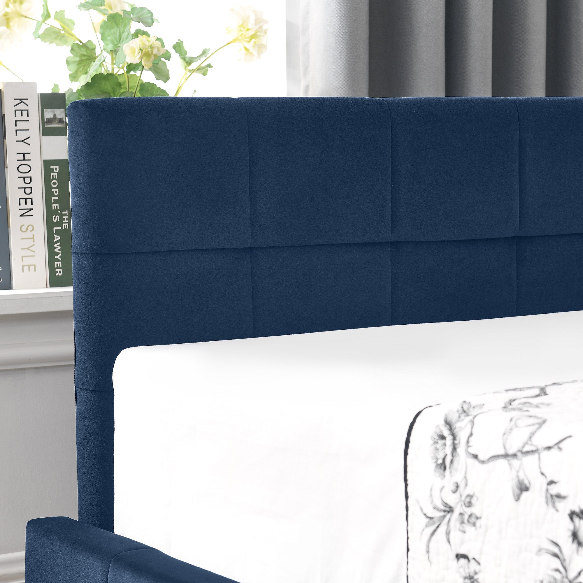 Full Size Storage Upholstered Tufted Bed Frame