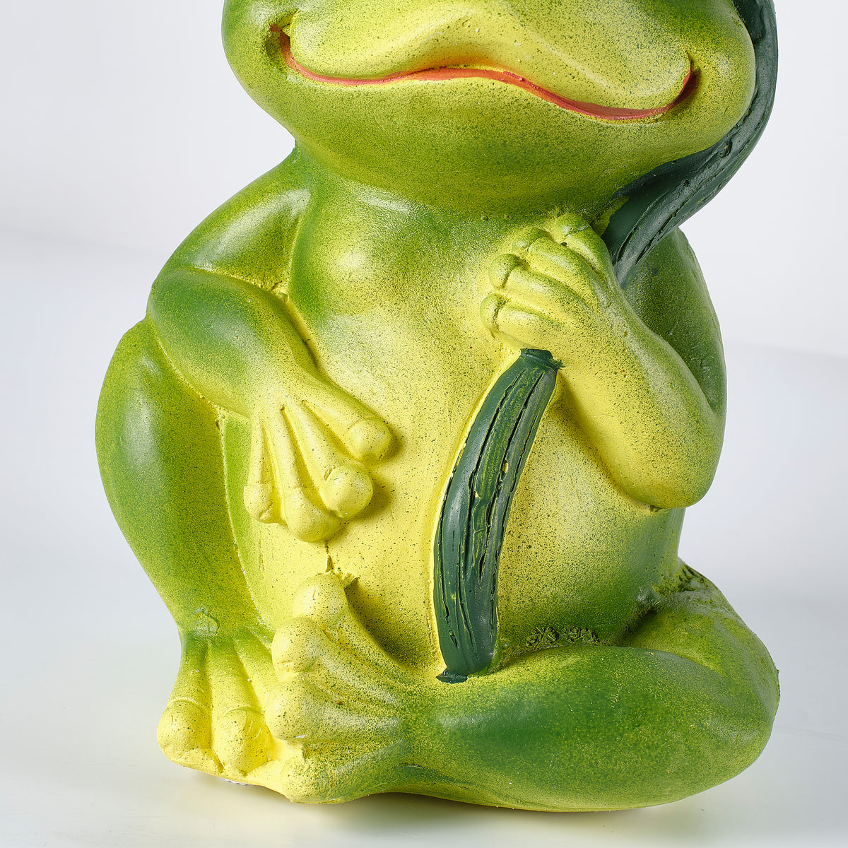 13.5" Sculptures Garden Statues, Frog Stool Garden Statue, Magnesium Oxide Stone Composite Outdoor Stool Decor for Yard Patio Garden, Ideal Gift for Garden & Backyard Decoration