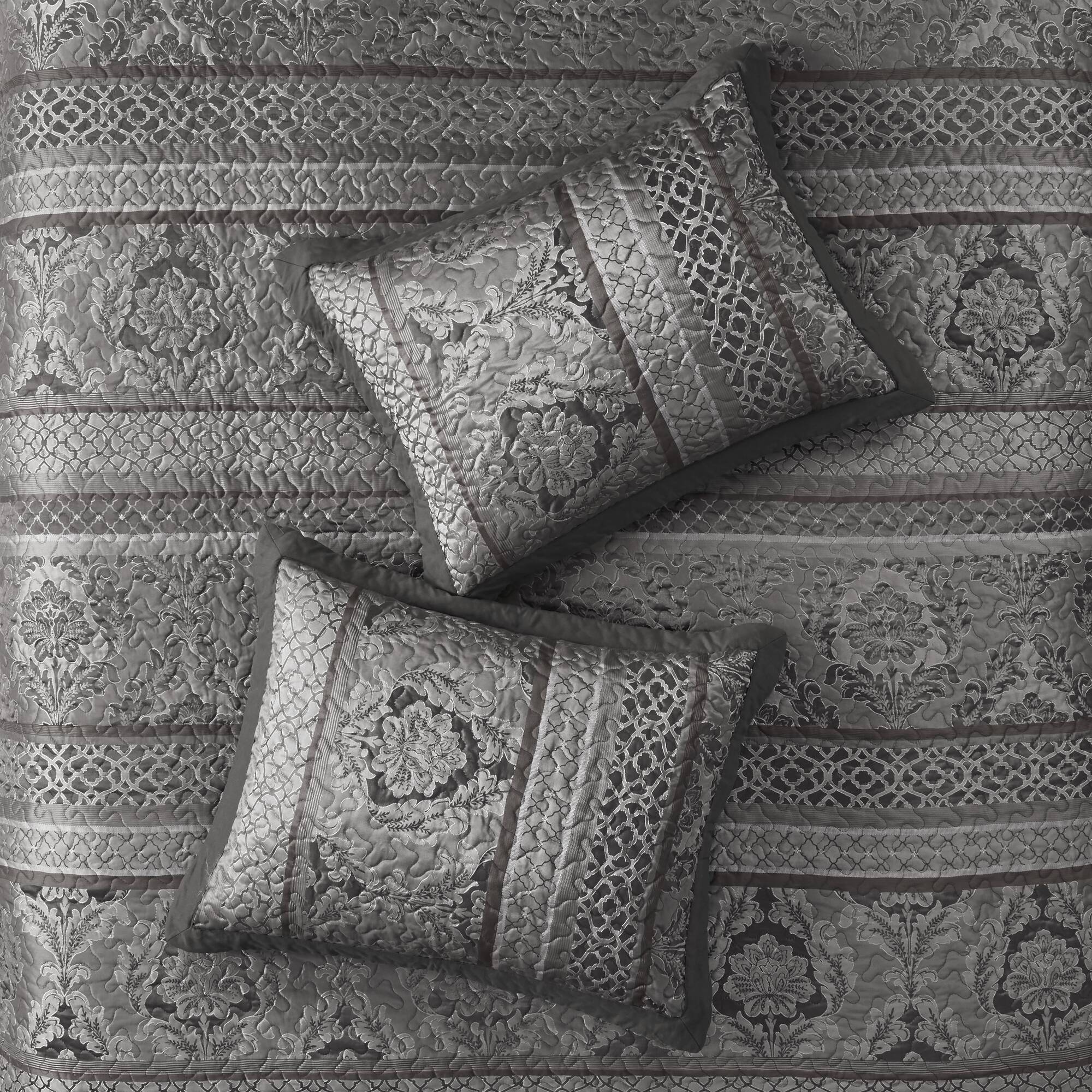 5-Piece Queen Reversible Jacquard Bedspread Set