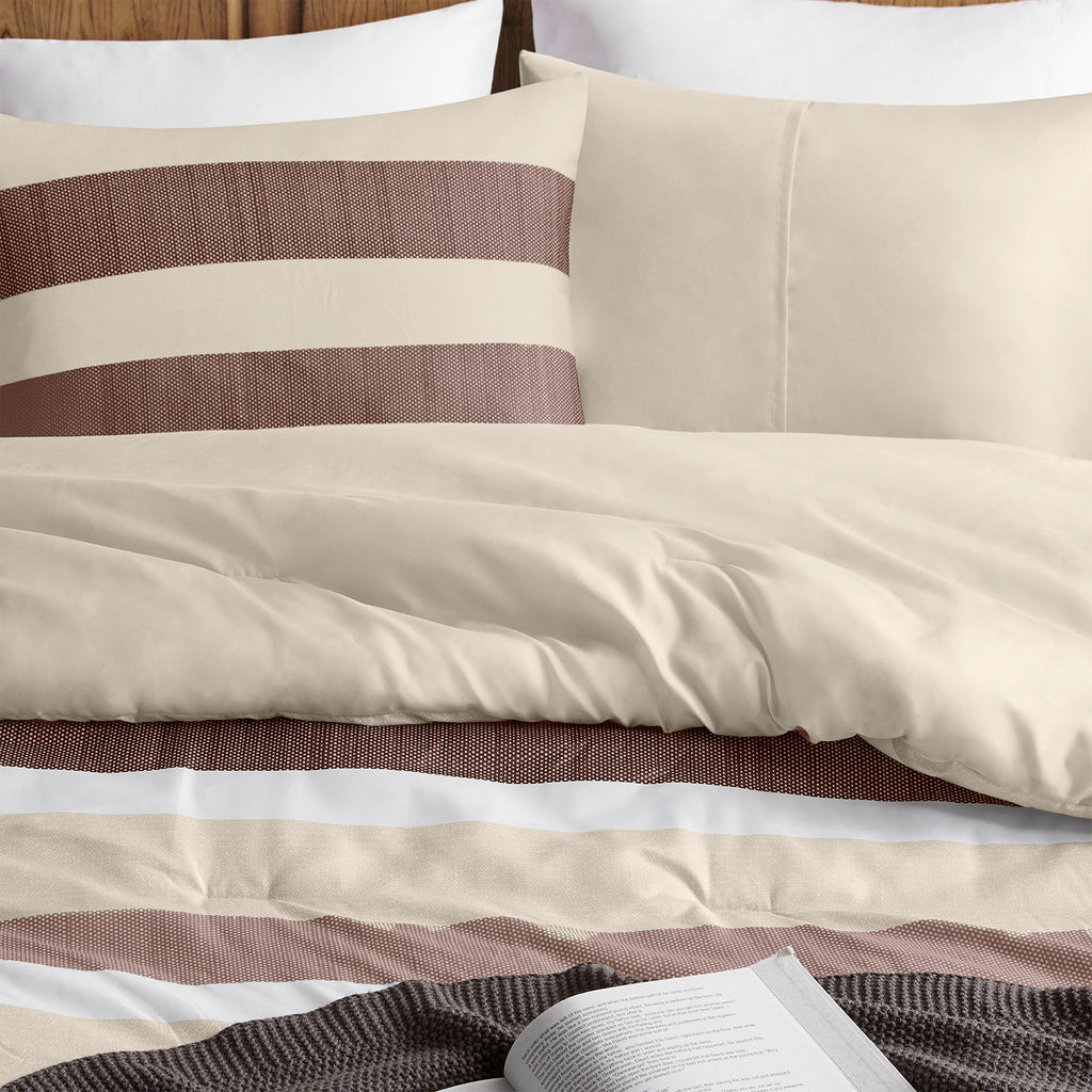 2-Piece Twin/Twin XL Stripe Textured Print Comforter Set