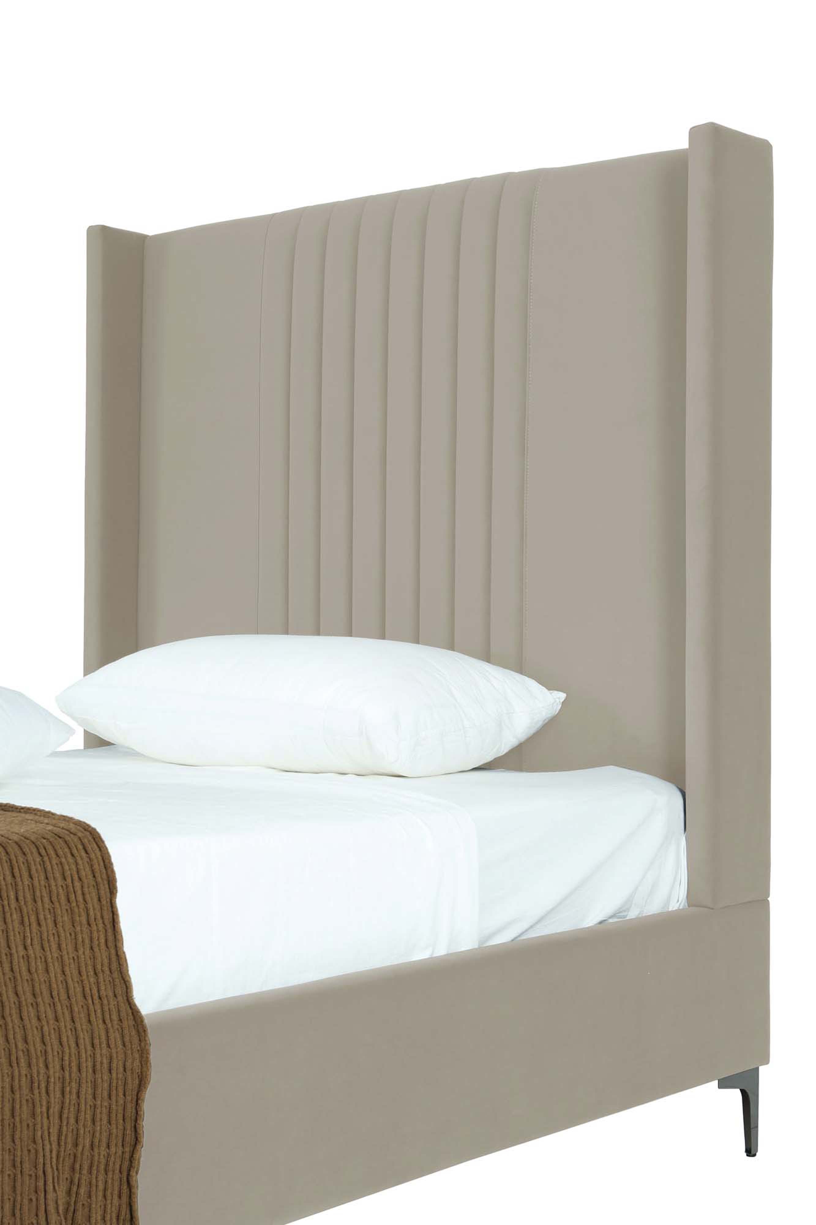 Promenade Upholstered Velvet 48" Bed in Rustic