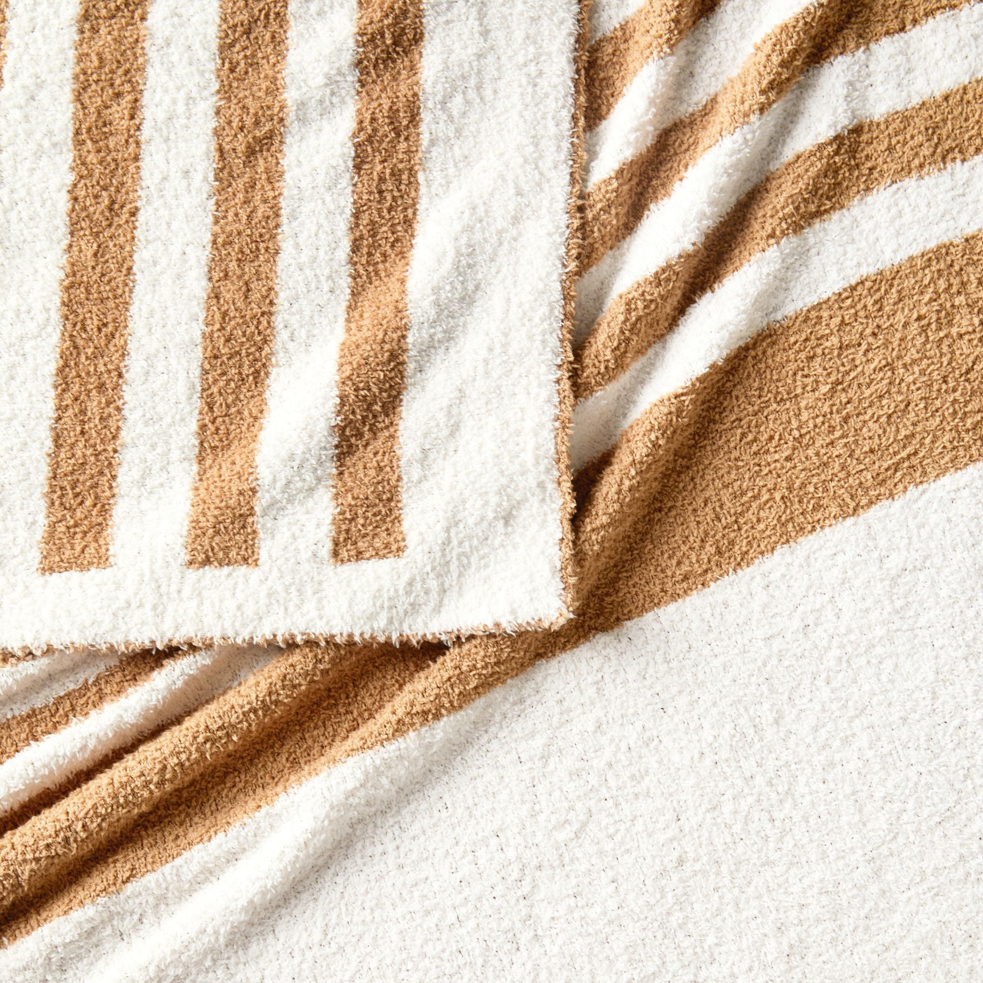 Cozy Stretch Throw Blanket