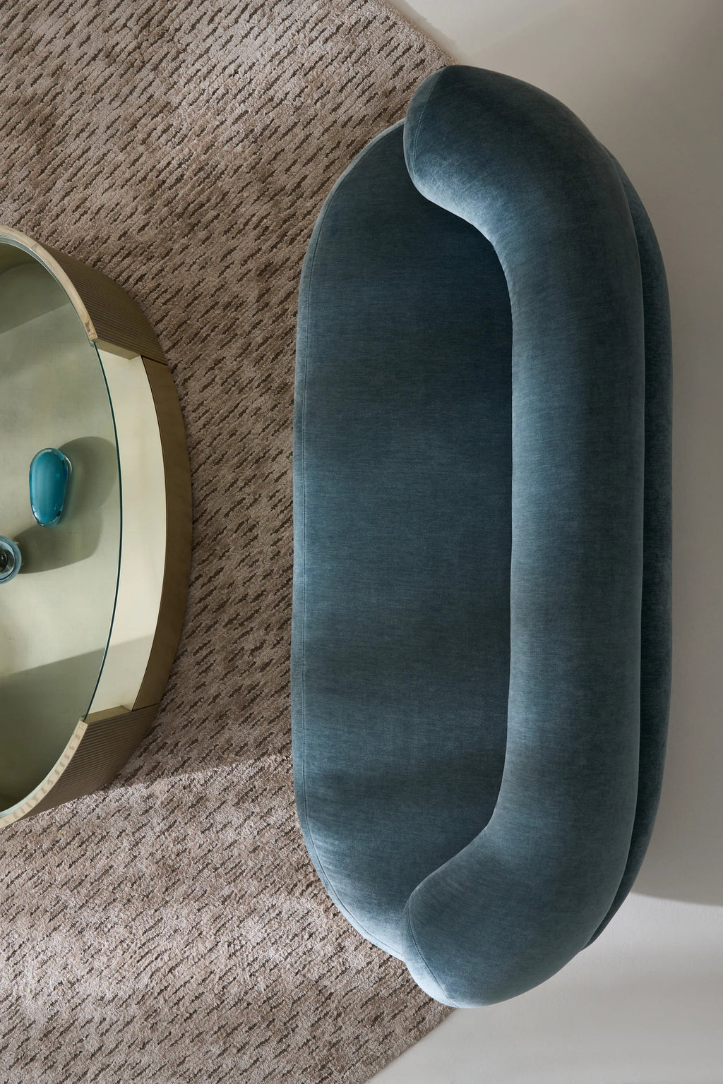 Love Oval Cocktail Table