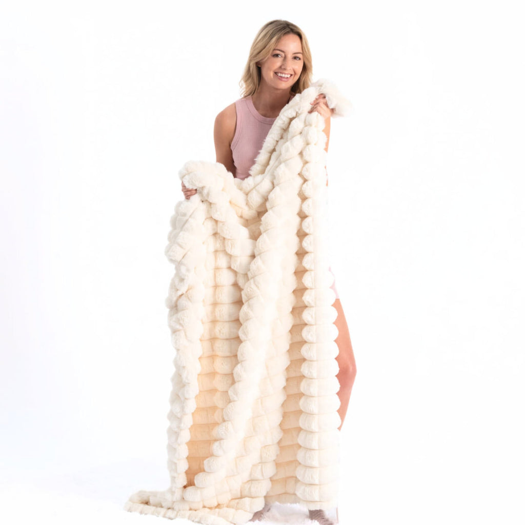 Pyramid Grid Throw Blanket