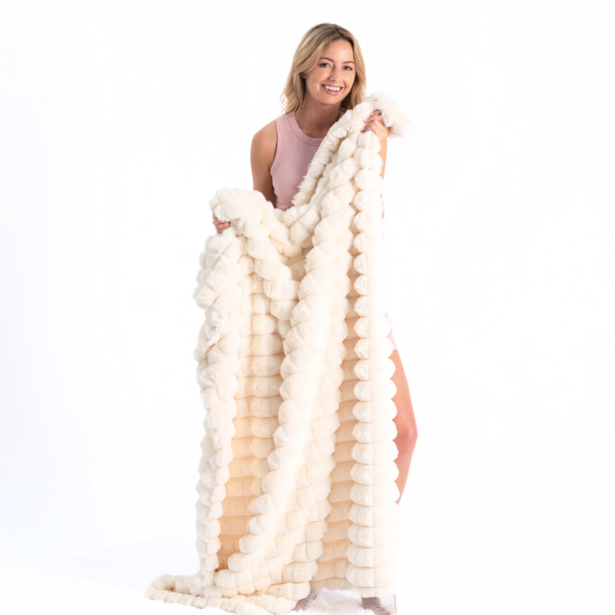Pyramid Grid Throw Blanket