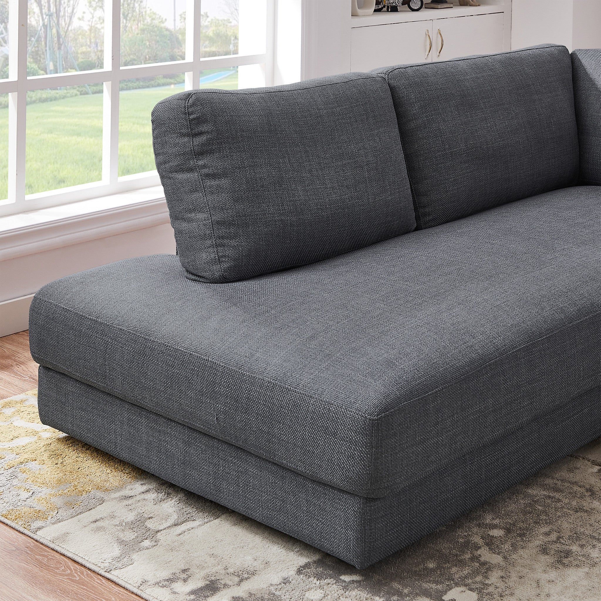 Glander Pillow Back Linen Sectional