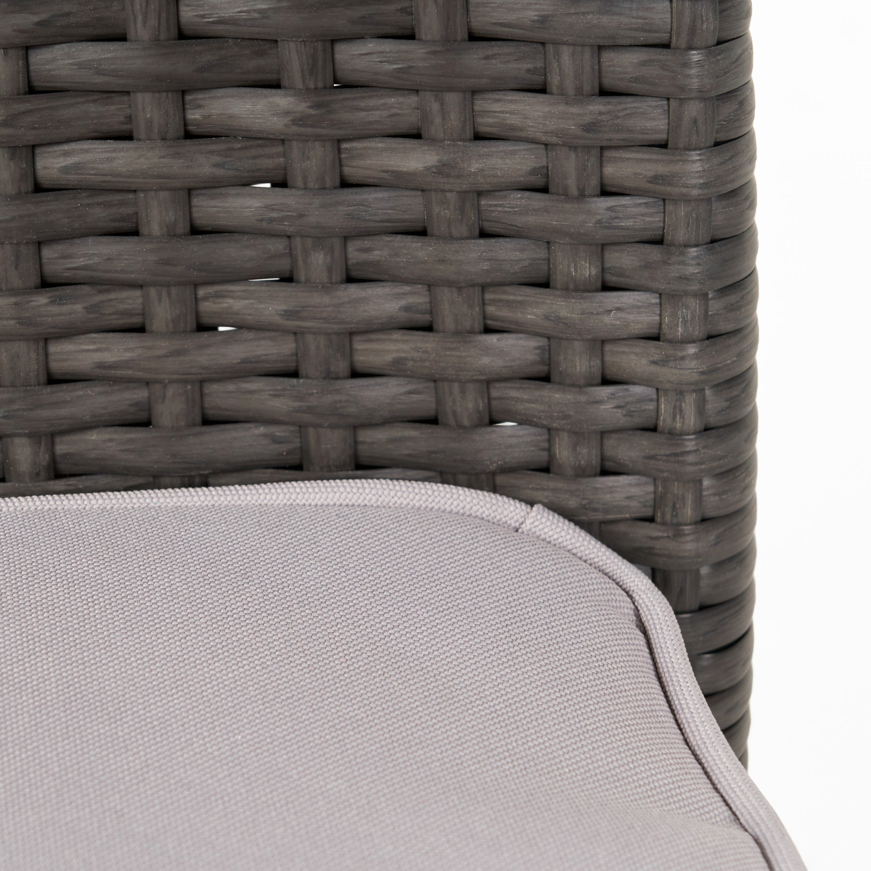 Outdoor PE Rattan Stacking Chair Set with Cushions (Set of 4)